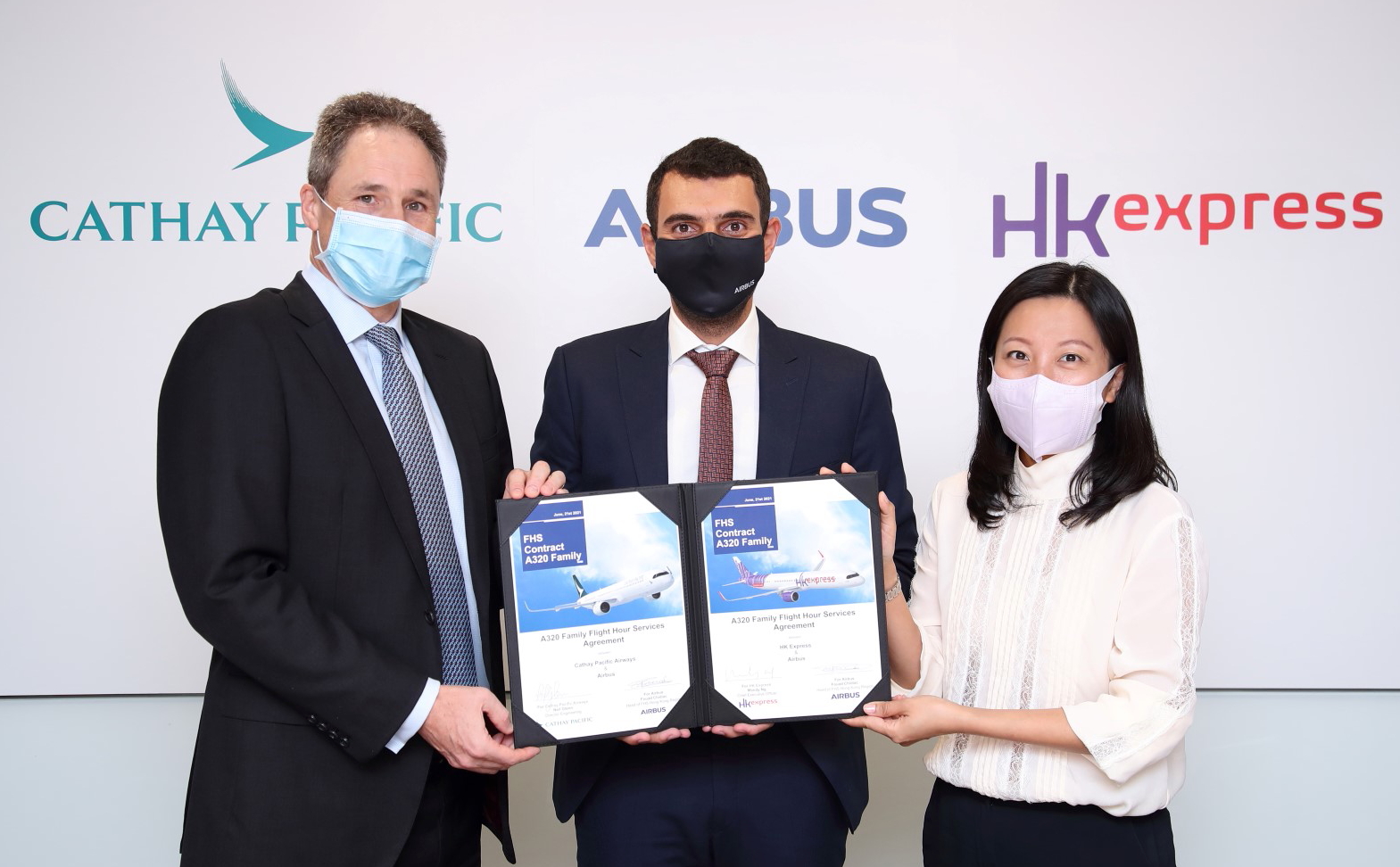 From left to right: Neil Glenn - Director Engineering Cathay Pacific, Bruno Bousquet - Head of Airbus Customer Services Asia-Pacific and Mandy Ng - CEO HK Express. Click to enlarge.