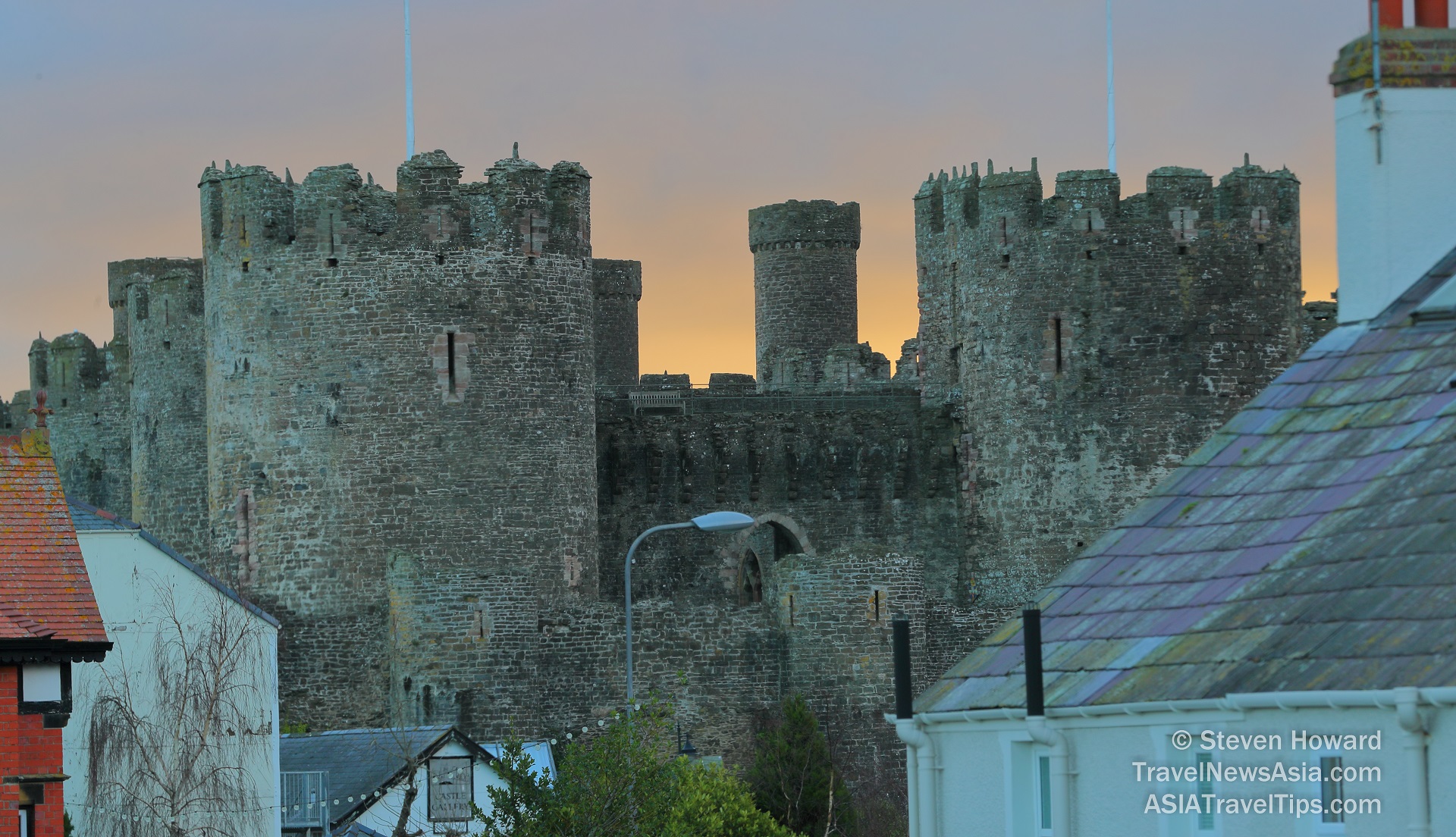 Conwy, North Wales. Picture by Steven Howard of TravelNewsAsia.com Click to enlarge.