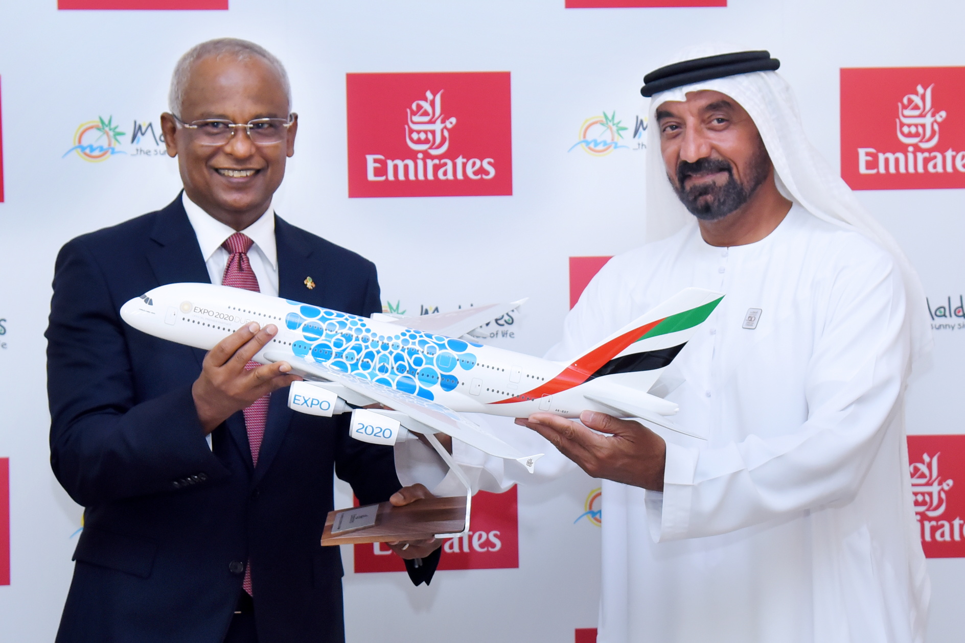 His Highness Sheikh Ahmed bin Saeed Al Maktoum (right), Chairman and Chief Executive, Emirates Airline and Group presents an Emirates A380 aircraft model to His Excellency Ibrahim Mohamed Solih, President of the Republic of Maldives. Click to enlarge.