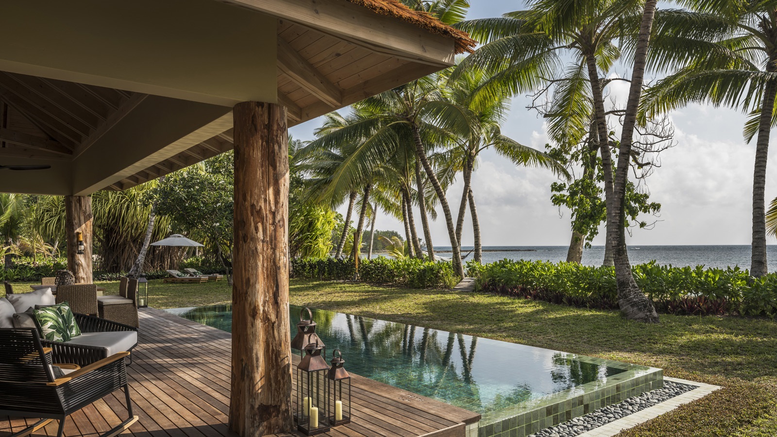 Four Seasons Resort Seychelles at Desroches Island will fully reopen on 15 March 2021. Since mid-December, the luxury resort has only been welcoming those guests who booked a stay in one of the Private Retreats. Click to enlarge.