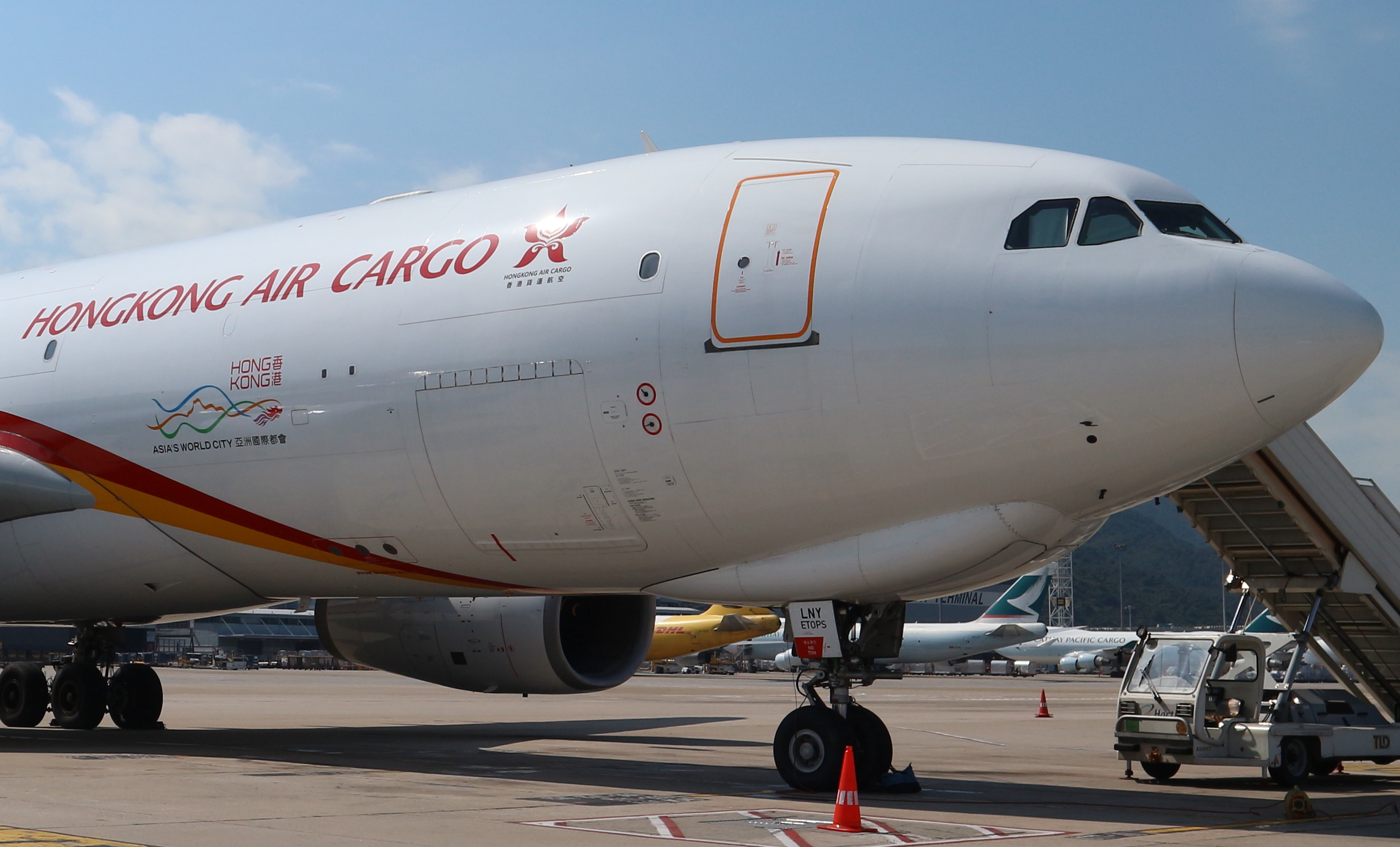 Hong Kong Air Cargo Airbus A330-200F. Click to enlarge.