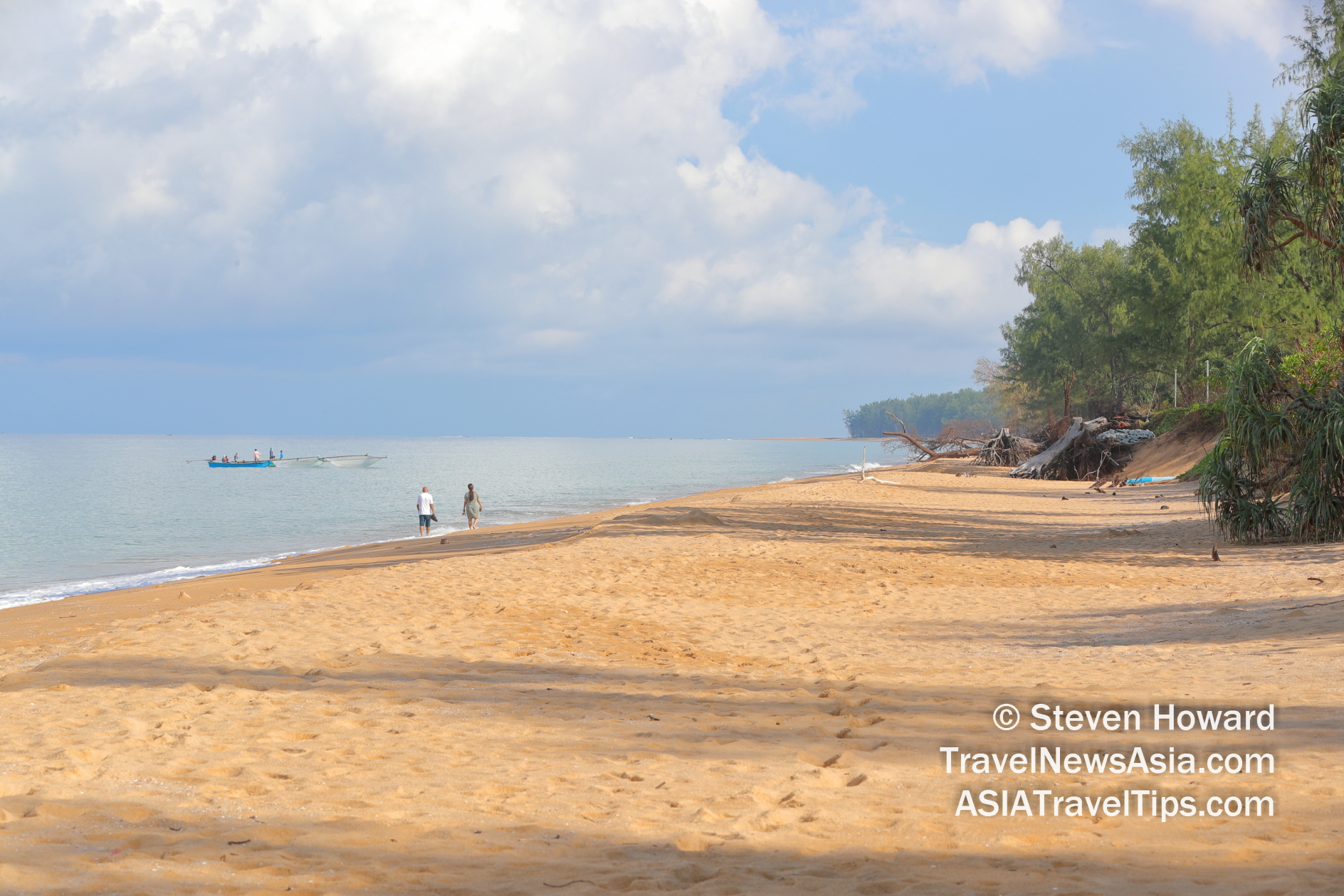 Beach in Phuket, Thailand. Picture by Steven Howard of TravelNewsAsia.com Click to enlarge.