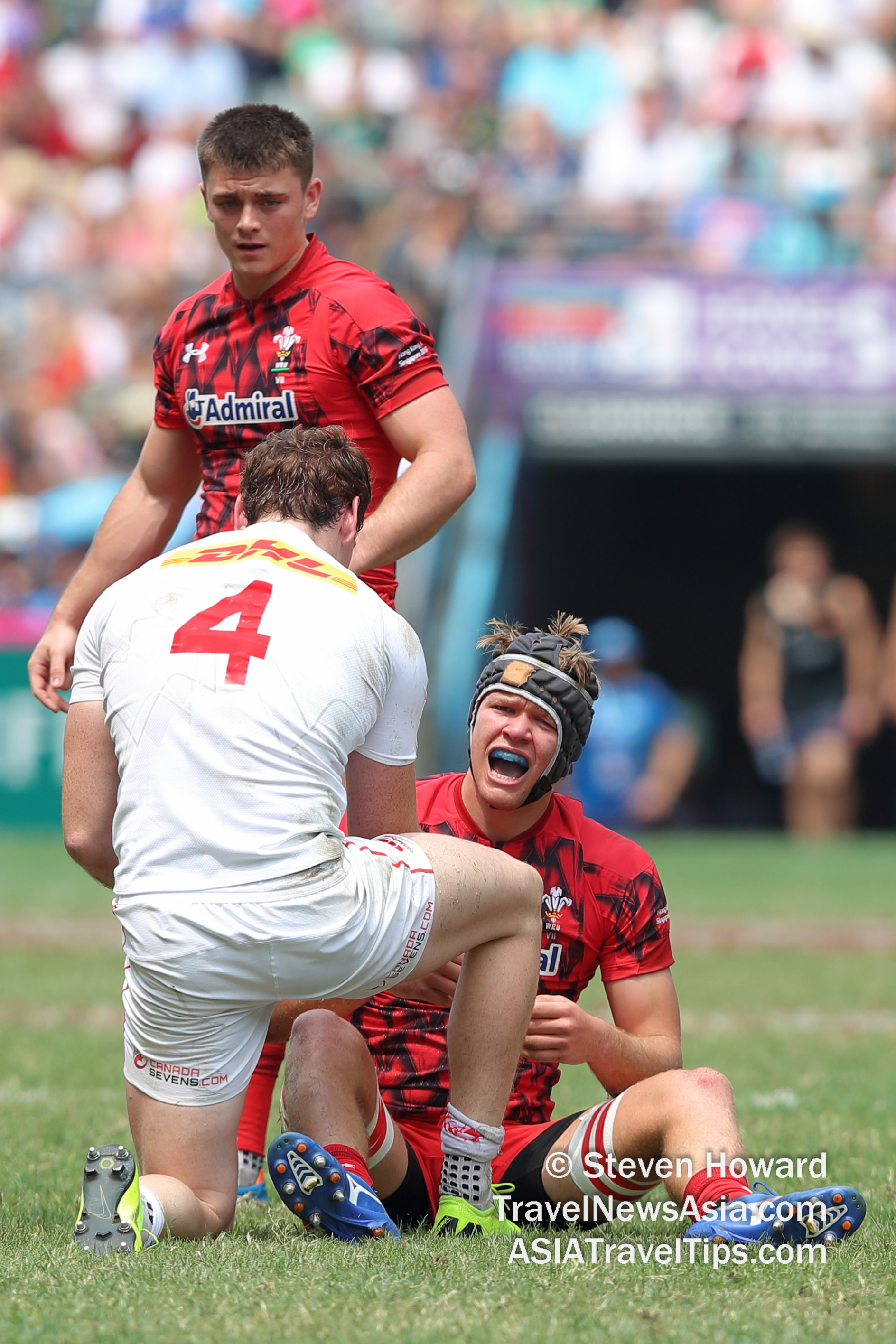 Wales in action vs USA during the Cathay Pacific / HSBC Hong Kong Sevens 2019. Wales beat Team USA 19-21. Picture by Steven Howard of TravelNewsAsia.com Click to enlarge.