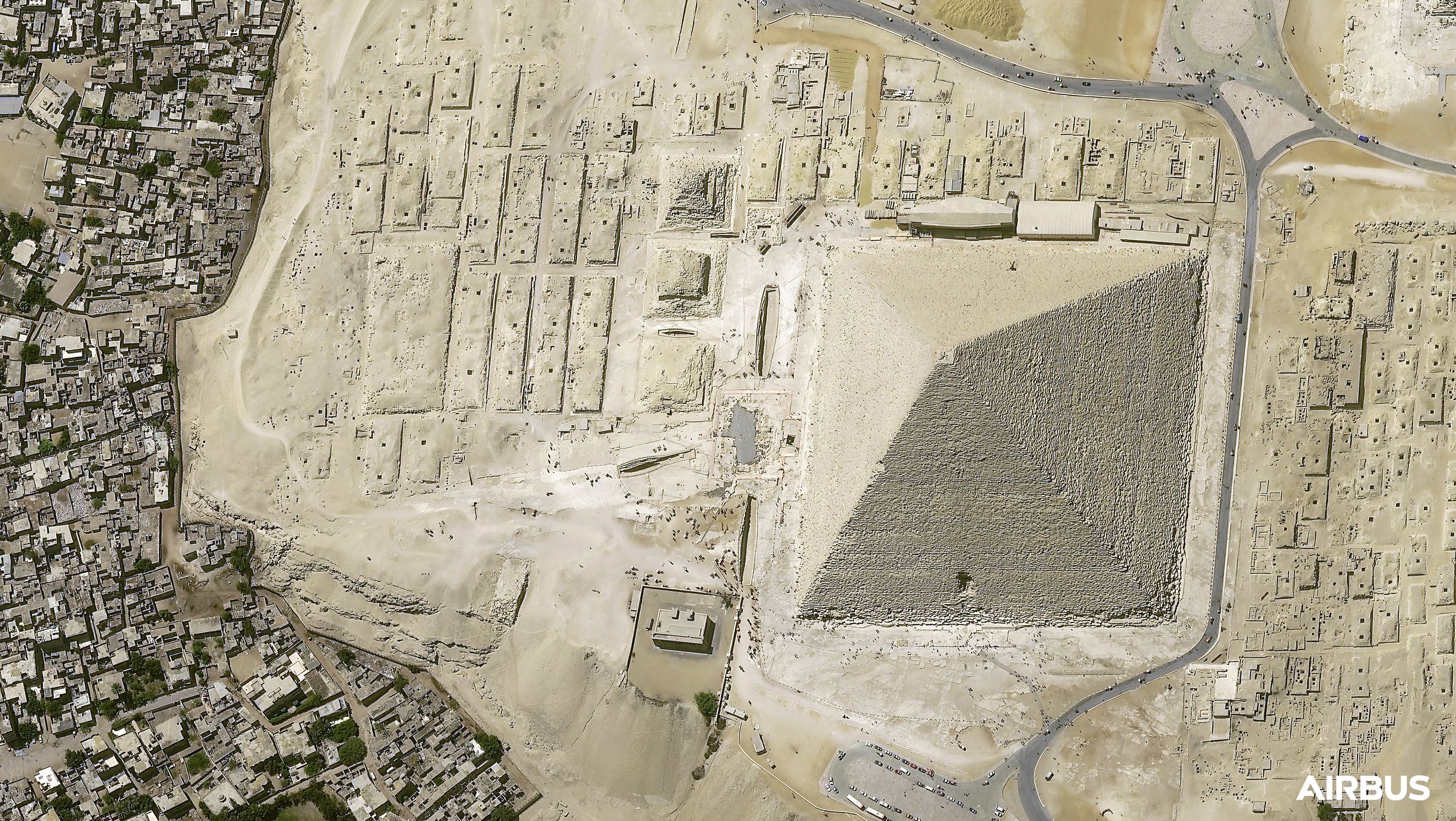 Cheops Pyramid, Cairo, Egypt, at 30cm native resolution, by Pléiades Neo 3 satellite. Click to enlarge.