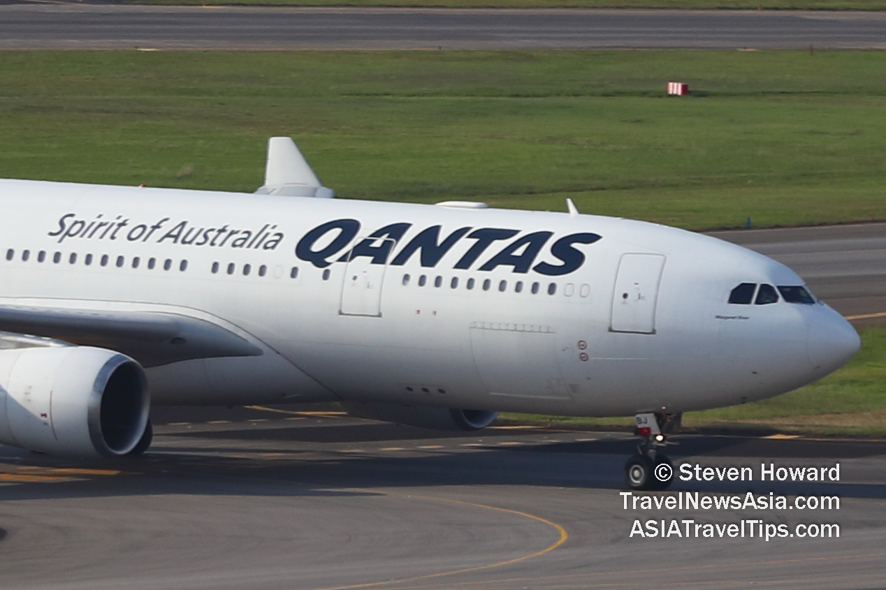 Qantas Airbus A330 reg: VH-EBJ. Picture by Steven Howard of TravelNewsAsia.com Click to enlarge.