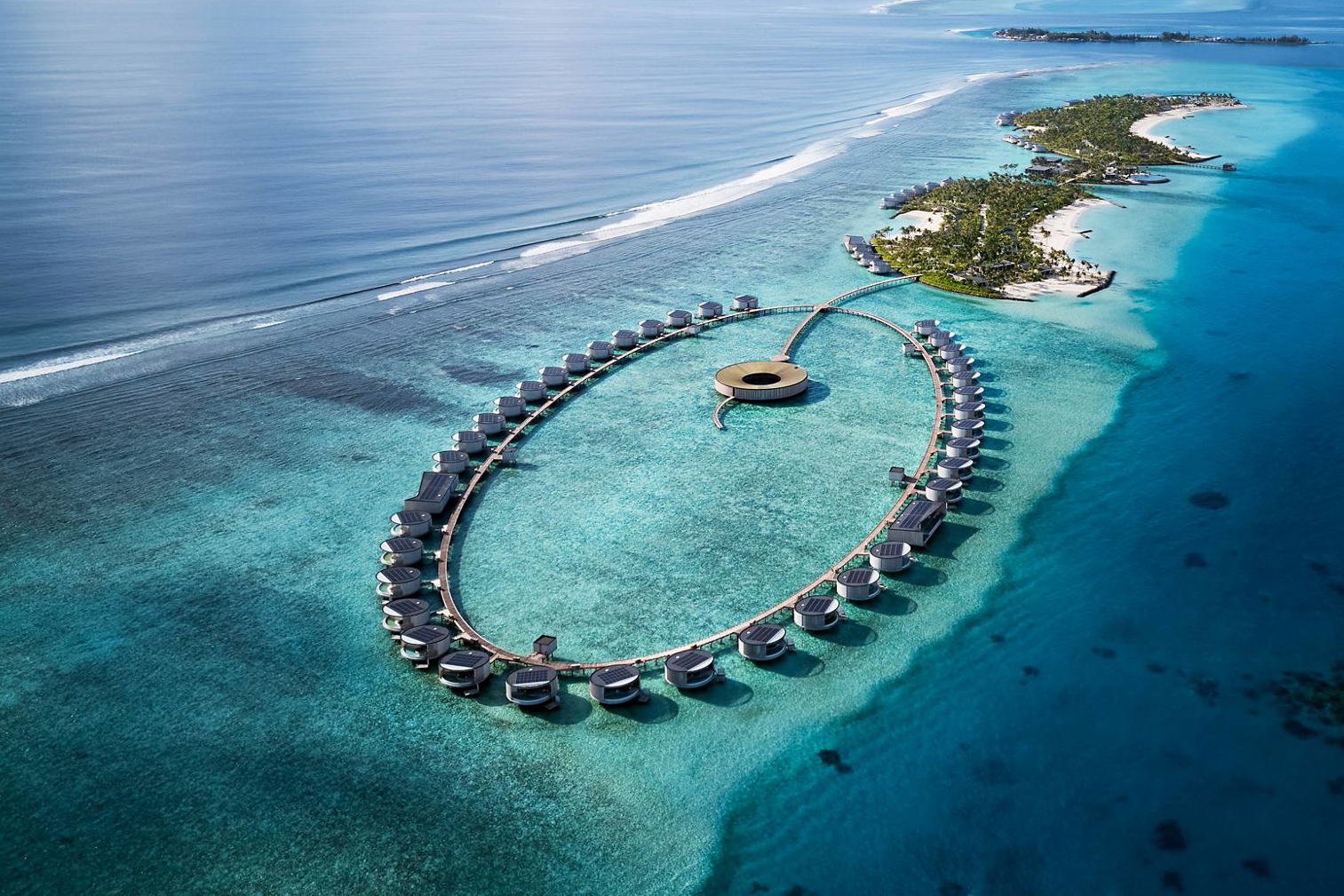 The Ritz-Carlton Maldives is located on the Fari Islands, an archipelago on the north-eastern tip of North Malé Atoll. Click to enlarge.