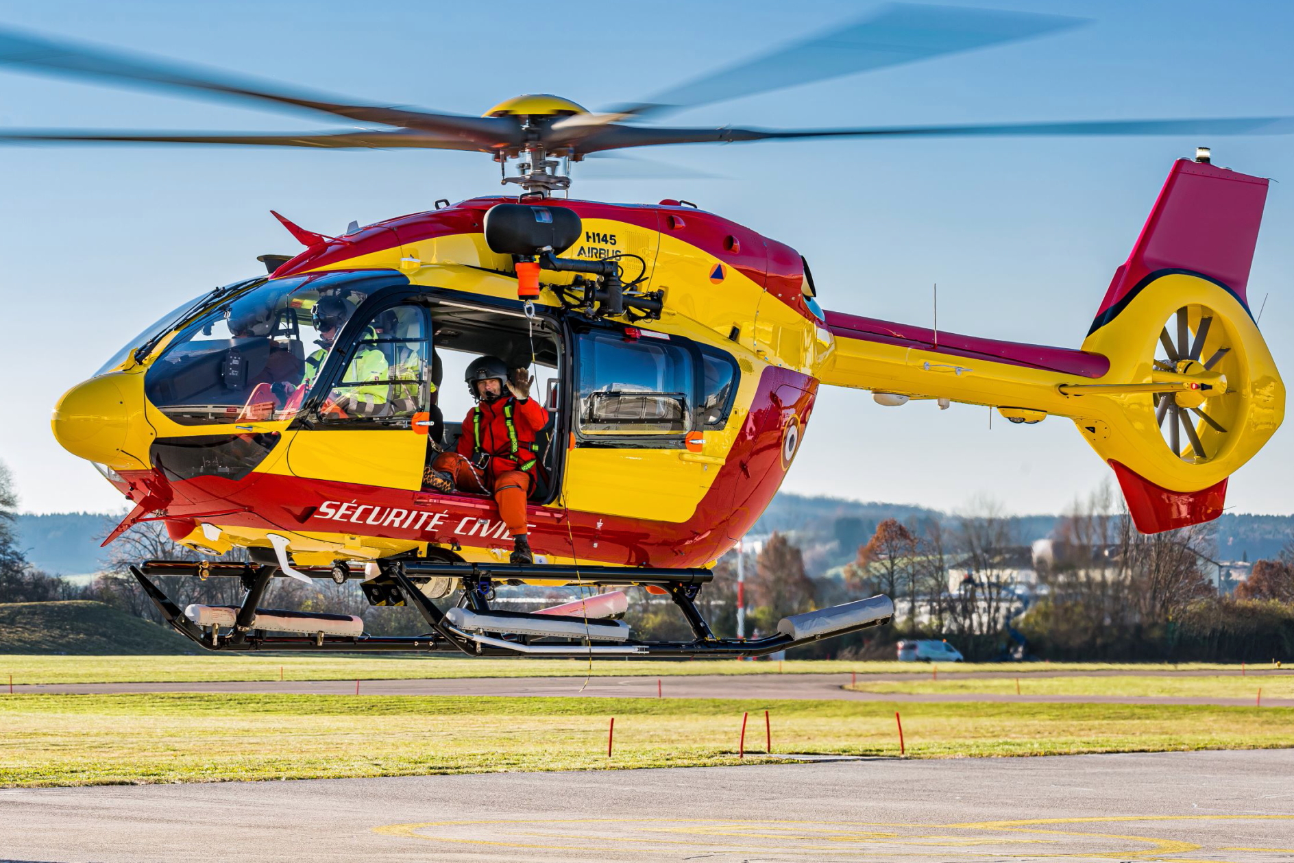 France's DGA has ordered two additional five-bladed Airbus H145 helicopters for the Sécurité Civile. Click to enlarge.
