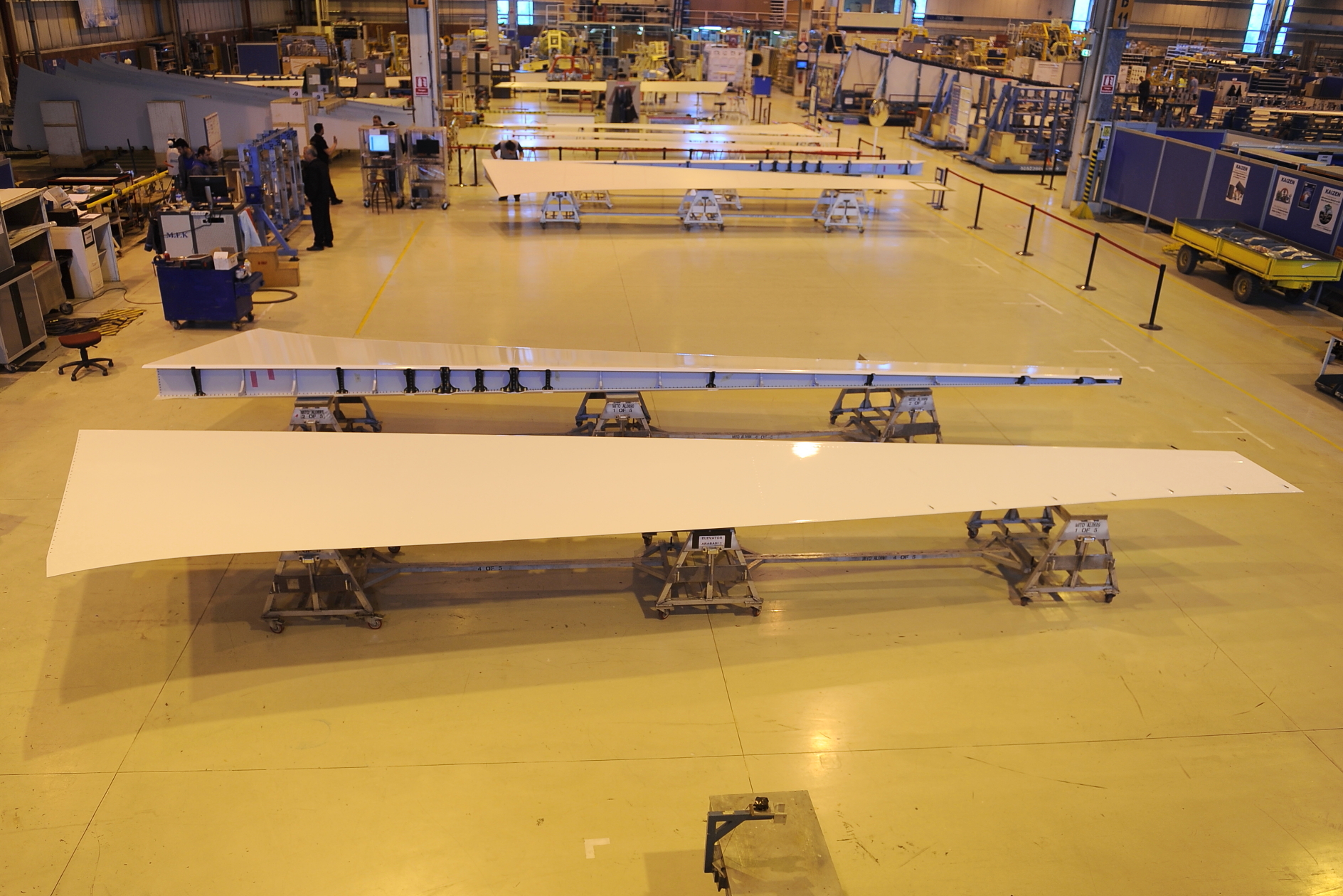 Turkish Aerospace makes the Boeing 787 Dreamliner Elevator, Cargo Barrier and Horizontal Leading Edge. Click to enlarge.