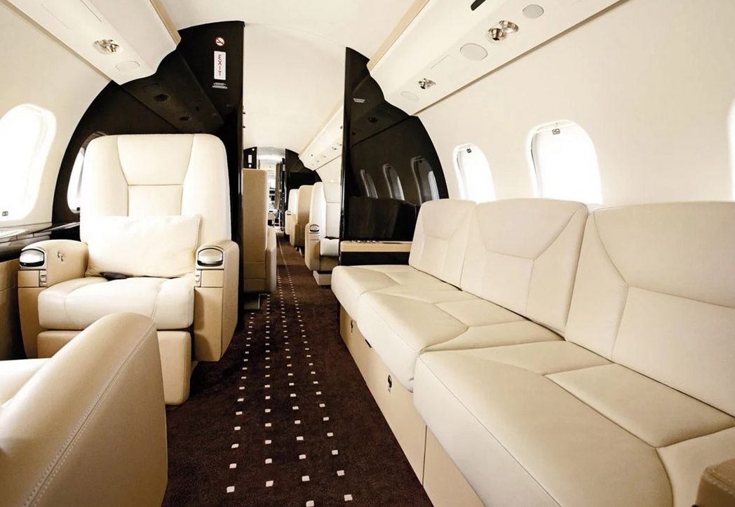 Luxurious interior or a VistaJet Bombardier Global 6000. Click to enlarge.