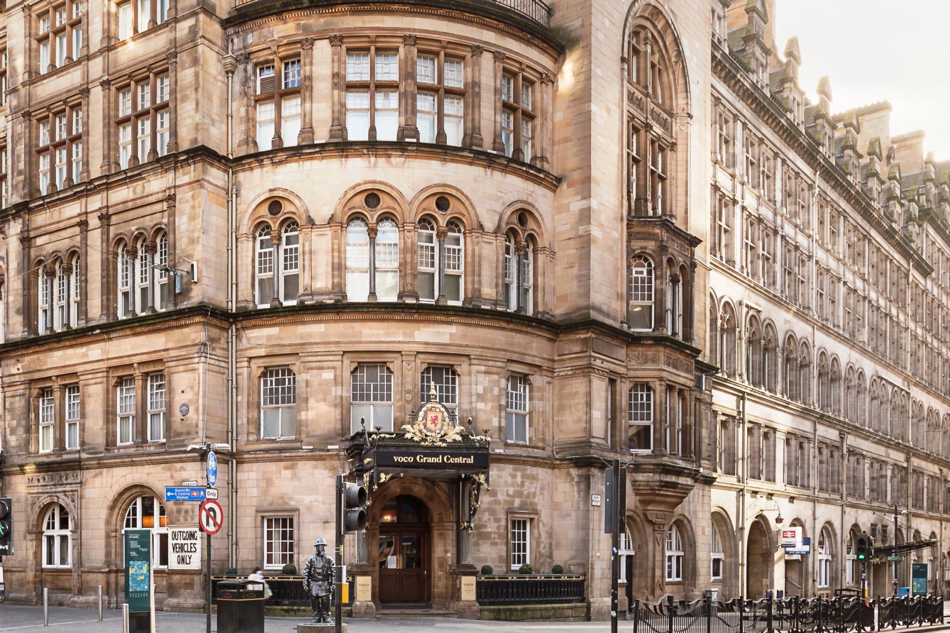 voco Grand Central Hotel in Glasgow, Scotland. Click to enlarge.