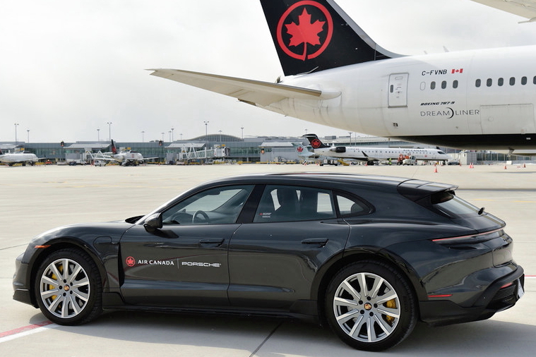 Porsche Cars Canada has become the exclusive vehicle supplier of the Air Canada Chauffeur Service. Click to enlarge.