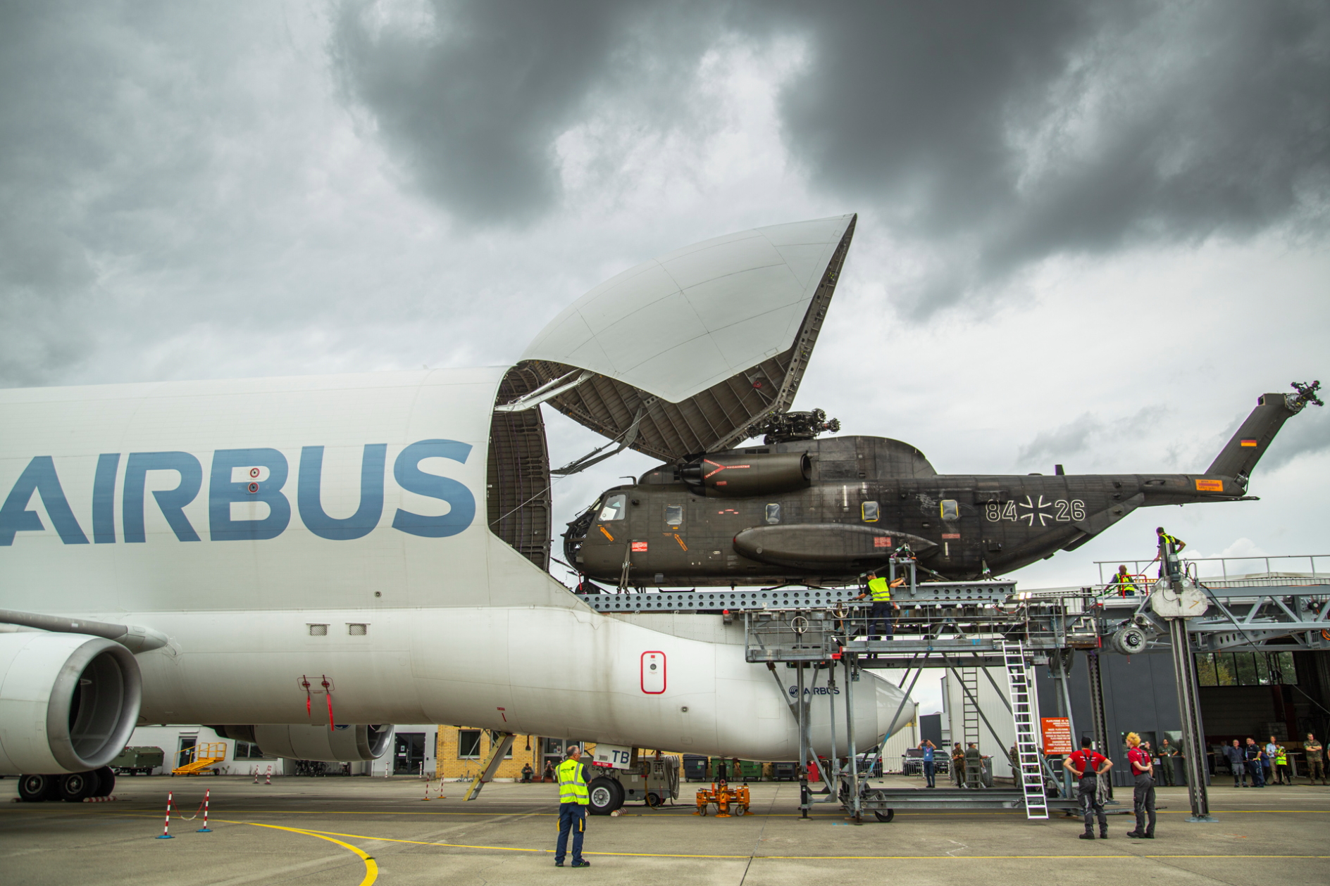CH53 helicopter successfully loaded into the Beluga during tests performed at Airbus’ Manching site. Click to enlarge.
