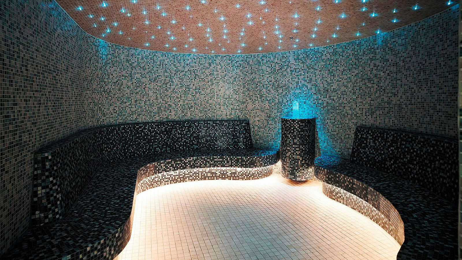 Aromatherapy Crystal Steam Room at the Spa at Beverly Wilshire, a Four Seasons Hotel. Click to enlarge.