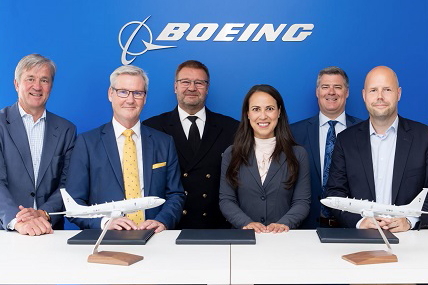 From left to right: Dr. Michael Haidinger, President, Boeing Germany, Central & Eastern Europe, Benelux & Nordics; Alan Carson, Business Director, Aerospace Campaigns, ESG; Björn Malmus, Head of Programme, P-8A Poseidon, German Procurement Agency for the Bundeswehr, BAAINBw; Indra Duivenvoorde, Senior Director, Boeing Government Services, Europe & Israel; Michael Hostetter, Vice President, Boeing Defense & Space, Germany; Michael von Puttkamer, Vice President, Special Aircraft Services, Lufthansa Technik. Click to enlarge.