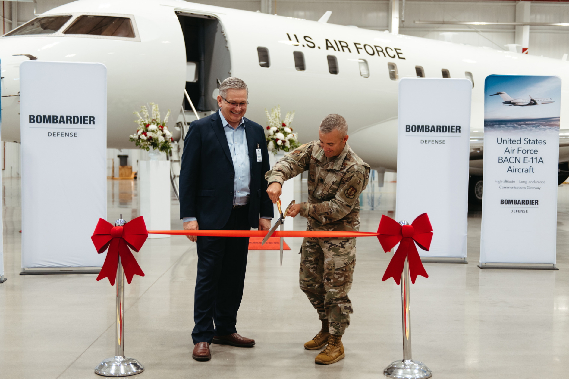 U.S. Air Force takes delivery of Bombardier Global 6000 aircraft. Click to enlarge.