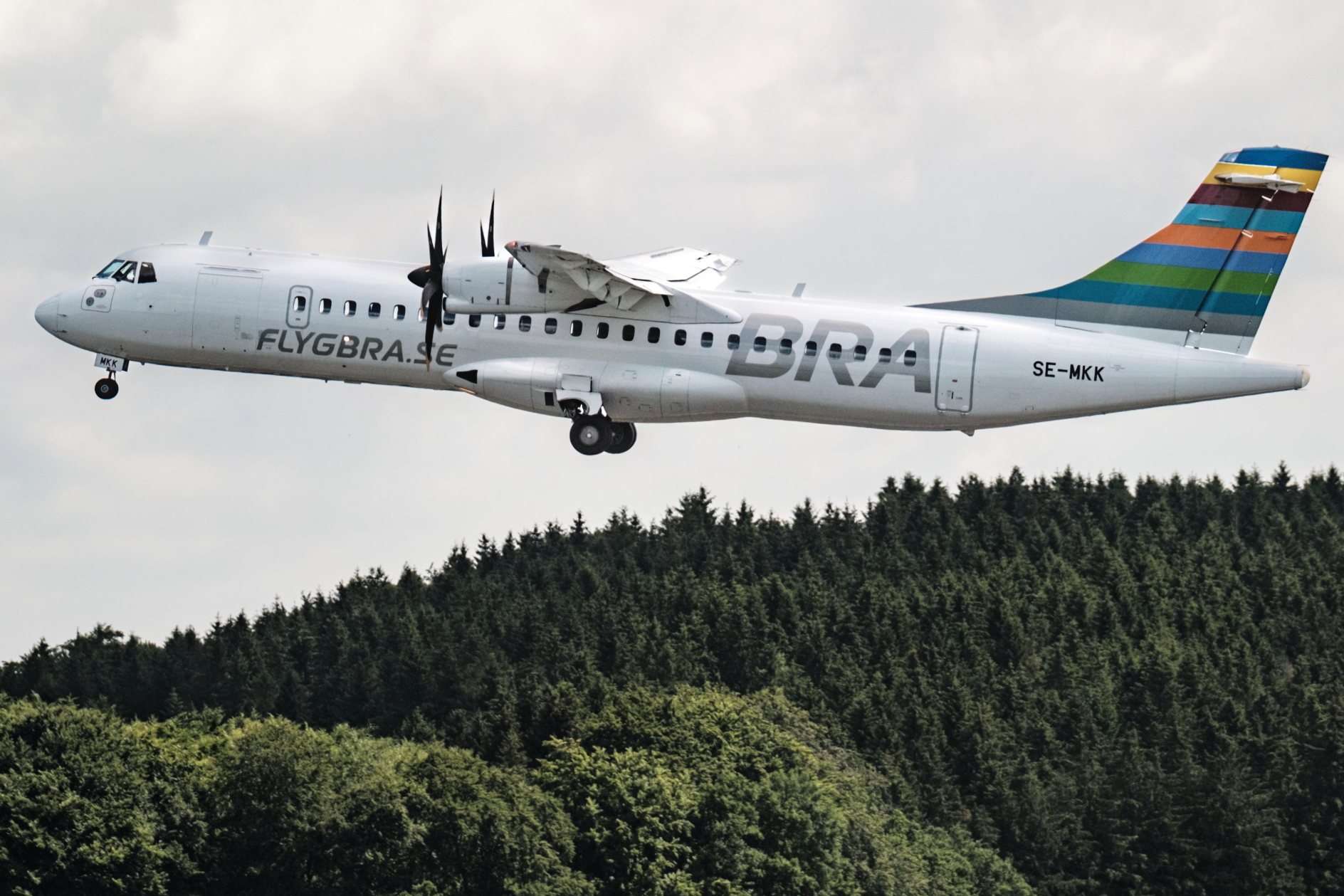 Braathens Regional Airlines, ATR and Neste worked together to fly an ATR 72-600 with SAF in both engines. Click to enlarge.