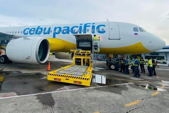 Cebu Pacific A320neo. Picture: Alwin Collantes Click to enlarge.