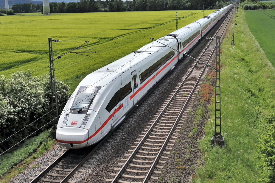 Deutsche Bahn is the world's first Intermodal Partner of Star Alliance. Click to enlarge.