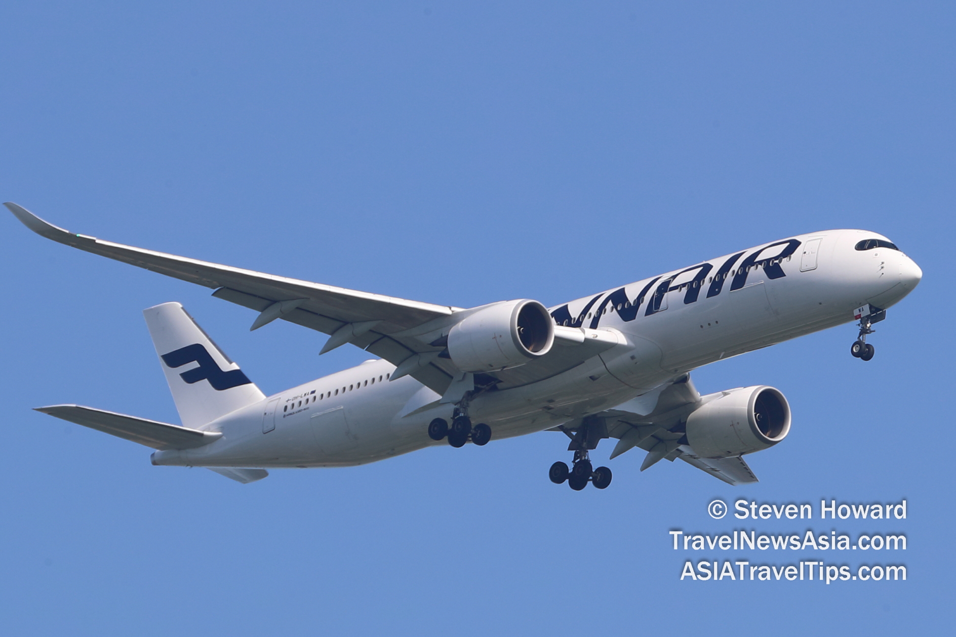 Finnair A350 reg: OH-LWA. Picture by Steven Howard of TravelNewsAsia.com Click to enlarge.