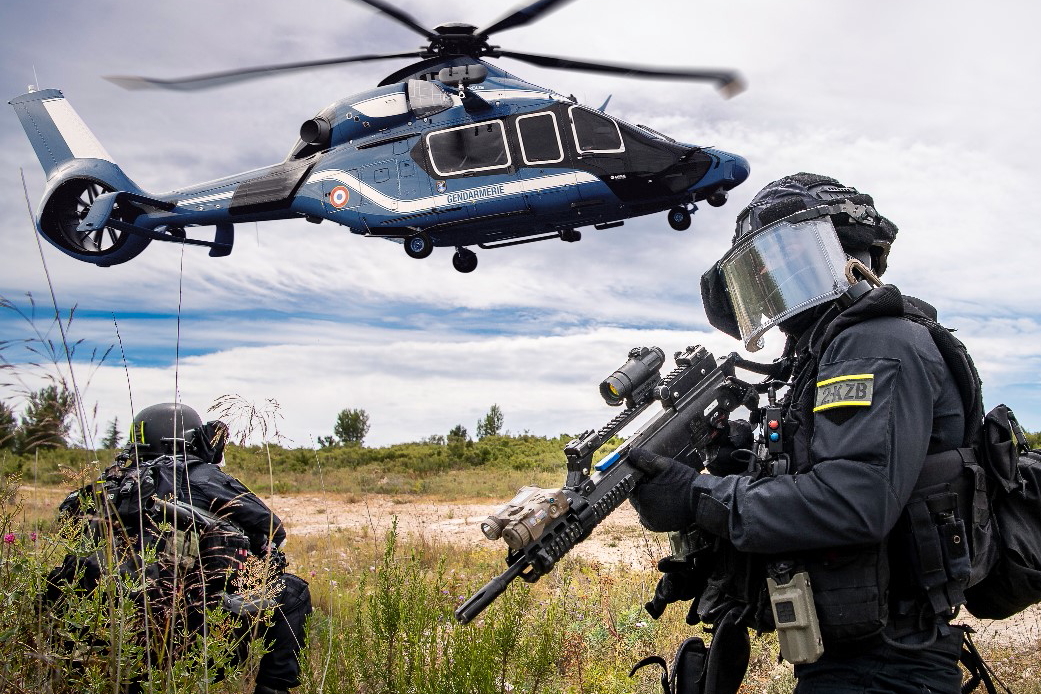 France is the first country to order the H160 for law enforcement missions. Picture: Gendarmerie – SIRPA - F. Garcia - © Light & Shadow. Click to enlarge.