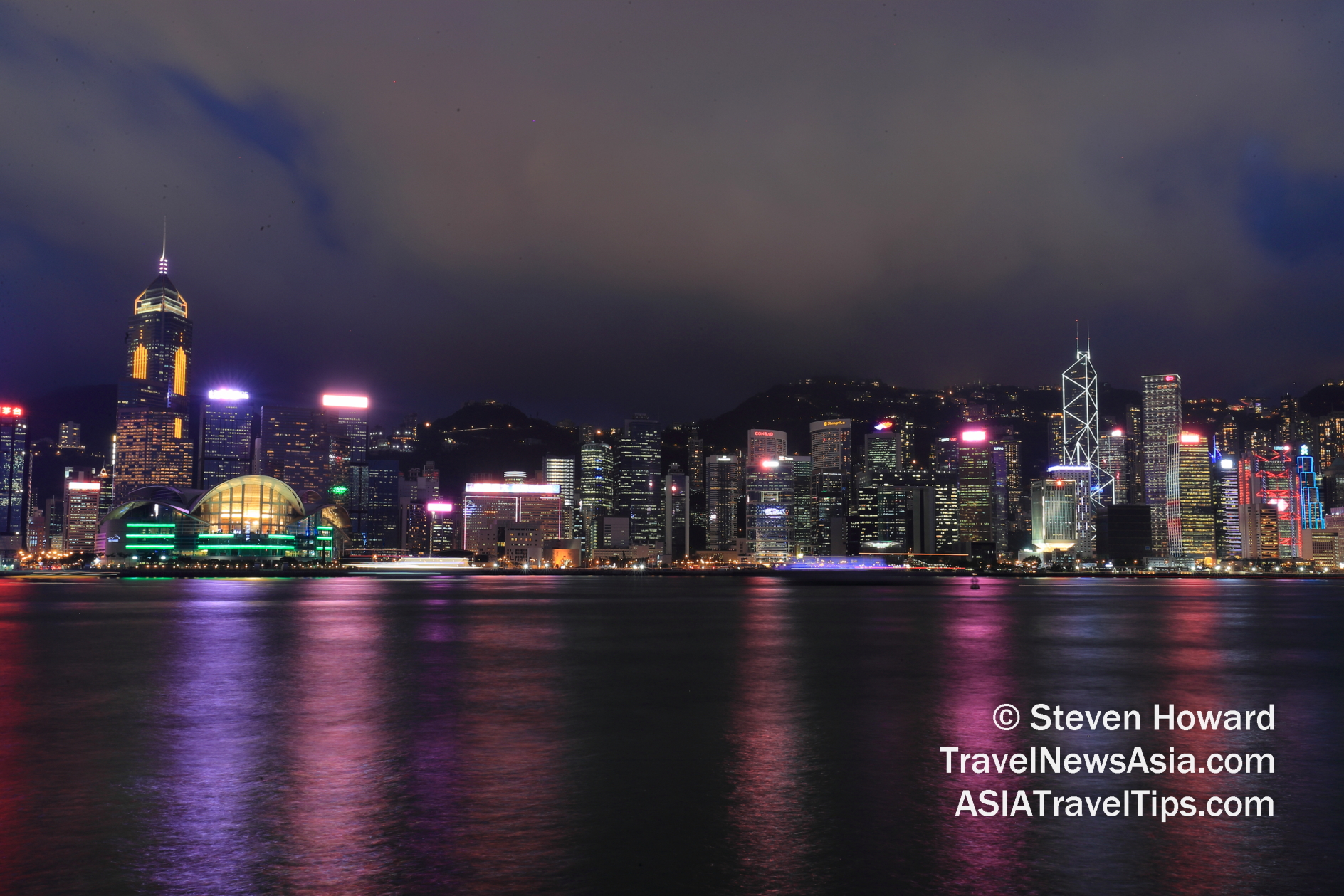 Hong Kong Island. Picture by Steven Howard of TravelNewsAsia.com Click to enlarge.