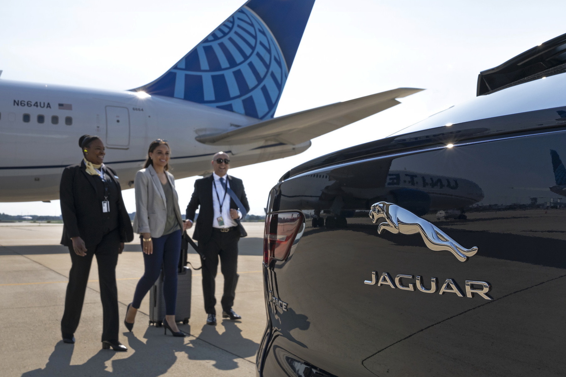 Jaguar has launched an electric gate-to-gate airport transfer service with United Airlines. Click to enlarge.