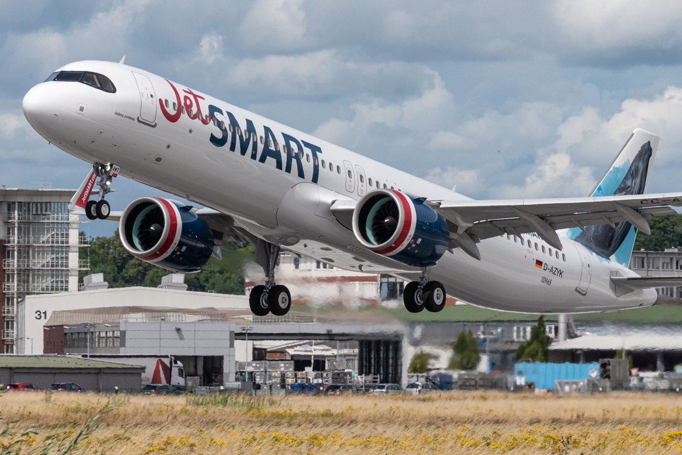 JetSmart Airbus A321neo. Click to enlarge.