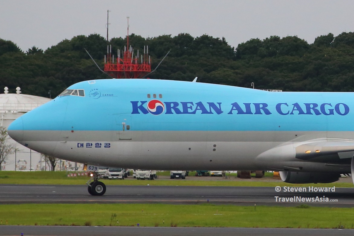 Korean Air Cargo Boeing 747-8F. Picture by Steven Howard of TravelNewsAsia.com Click to enlarge.