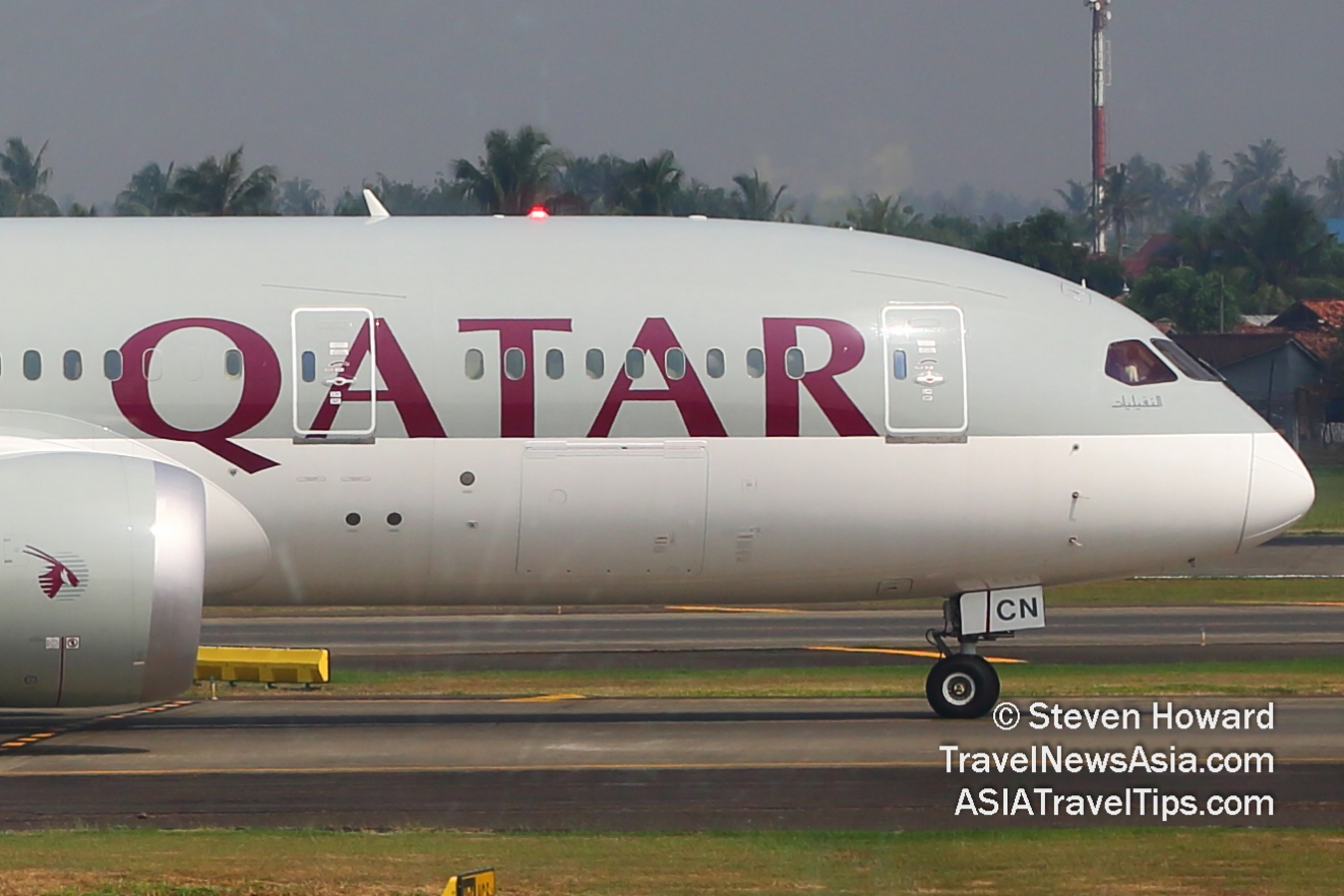 Qatar Airways Boeing 787-8 reg: A7-BCN. Picture by Steven Howard of TravelNewsAsia.com Click to enlarge.