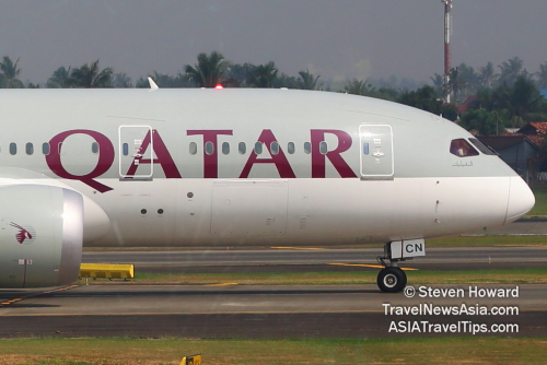 QatarAirwaysB7878rA7 BCN 3310M