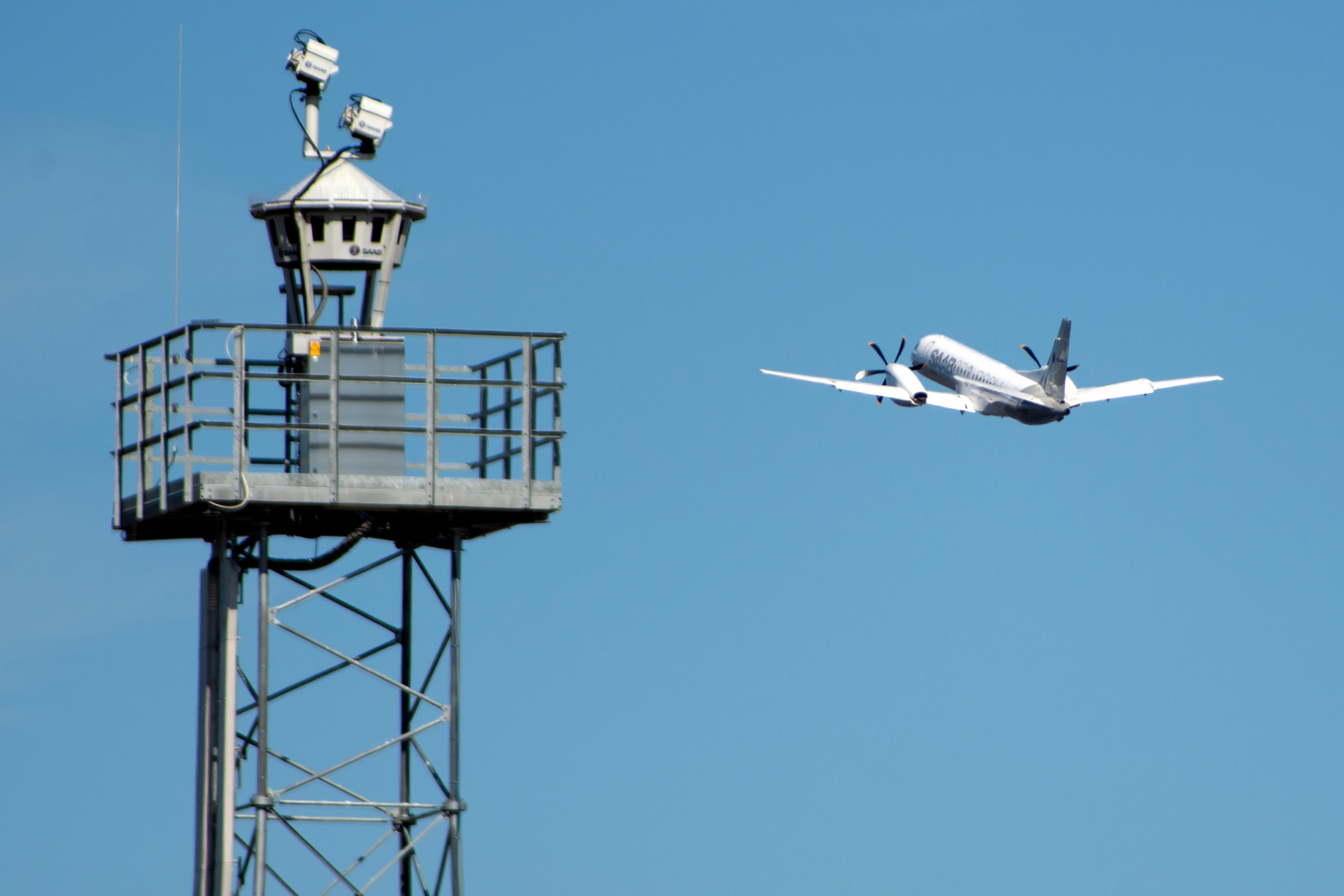 Brasov Gembaf Int.  Aeroportul din România va fi operat de Saab Digital Air Traffic Tower, r-TWR Click pentru a mări.