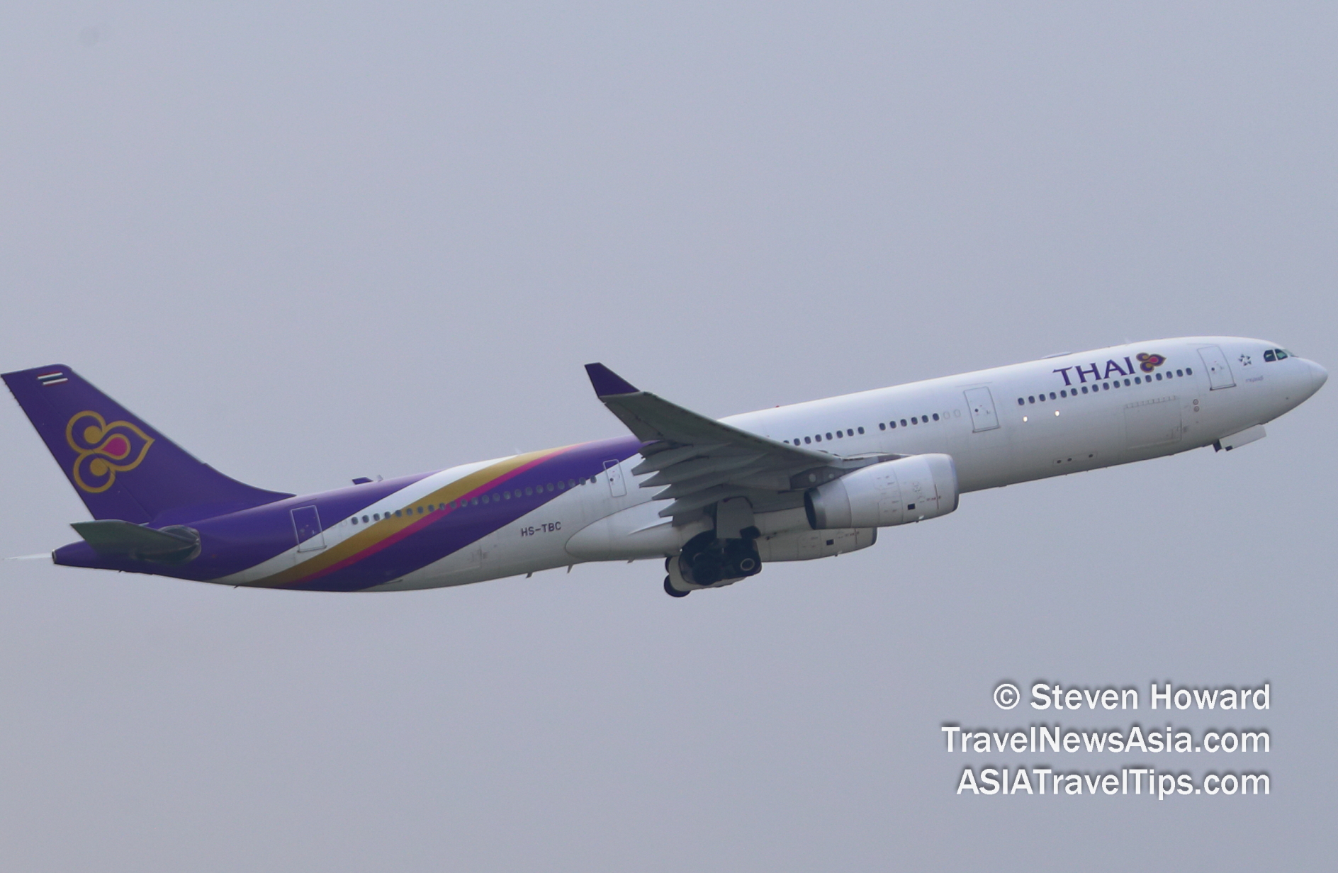 Thai Airways A330 reg: HS-TBC. Picture by Steven Howard of TravelNewsAsia.com Click to enlarge.