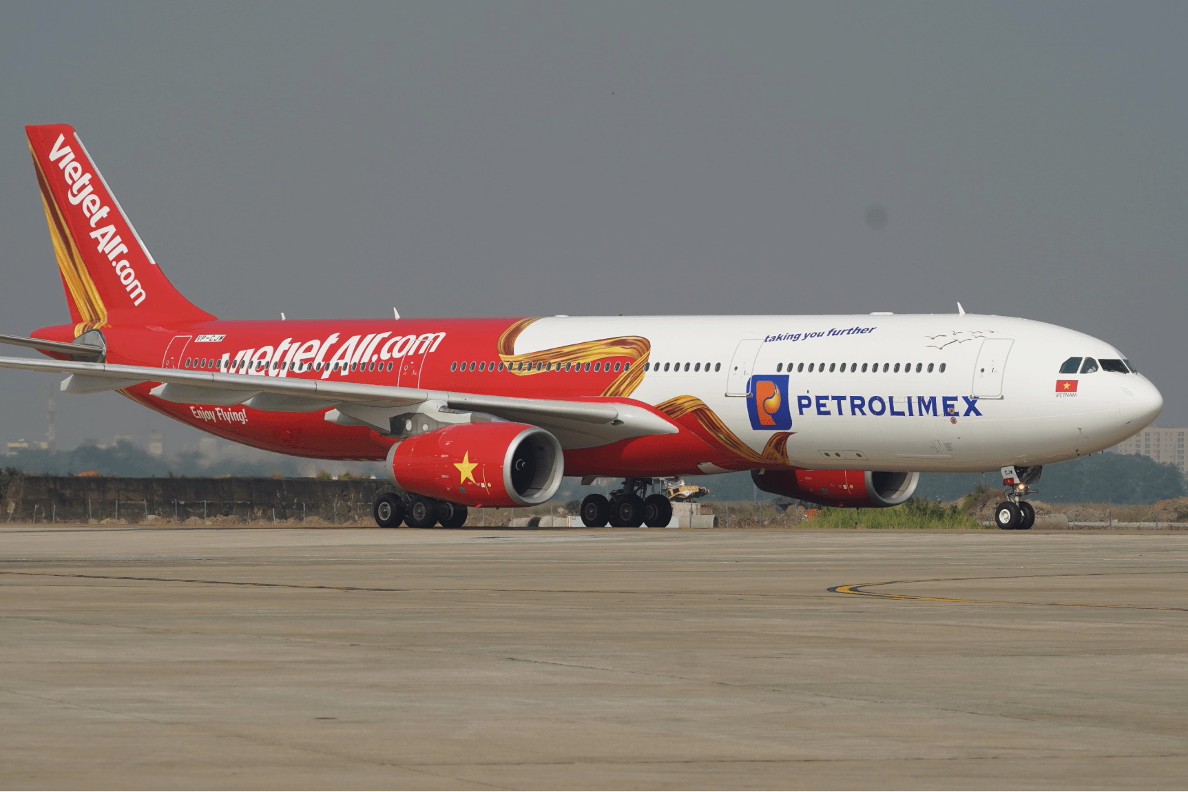 Vietjet Airbus A330. Click to enlarge.