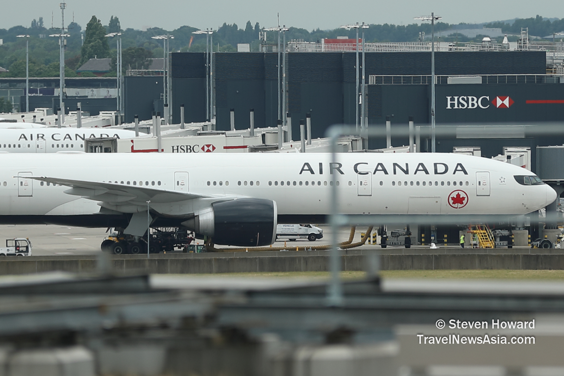 Air Canada Boeing 777-300ER reg: C-FITL. Picture by Steven Howard of TravelNewsAsia.com Click to enlarge.