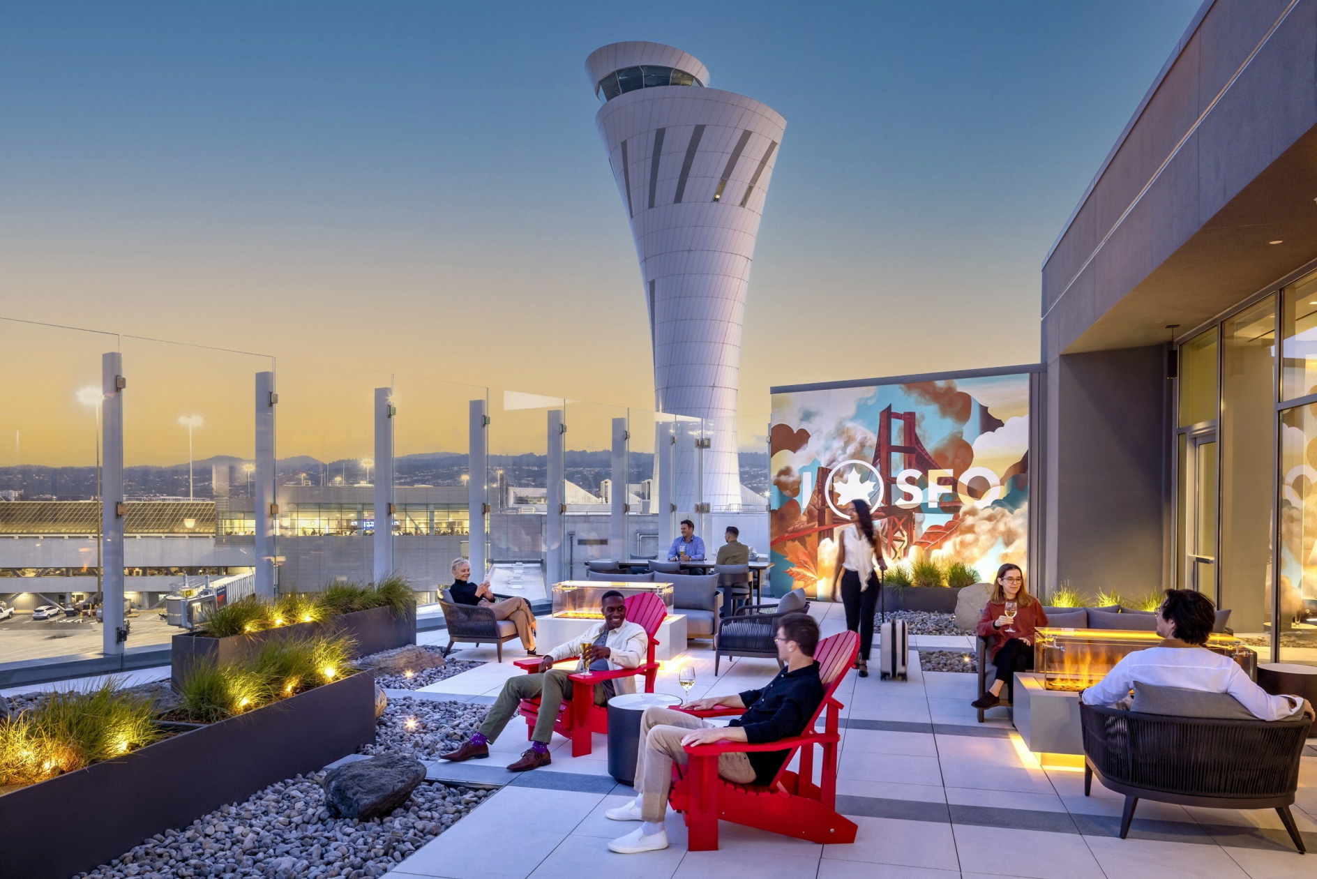 The new lounge at SFO features an outdoor terrace. Click to enlarge.