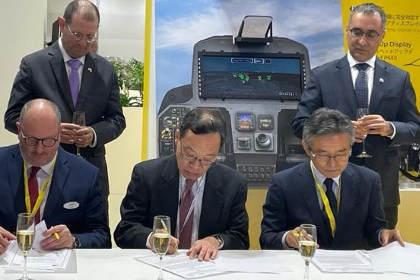 Elbit Systems, Nippon Aircraft Supply (NAS) and Itochu Aviation sign MOU at DSEI Japan 2023 Click to enlarge.