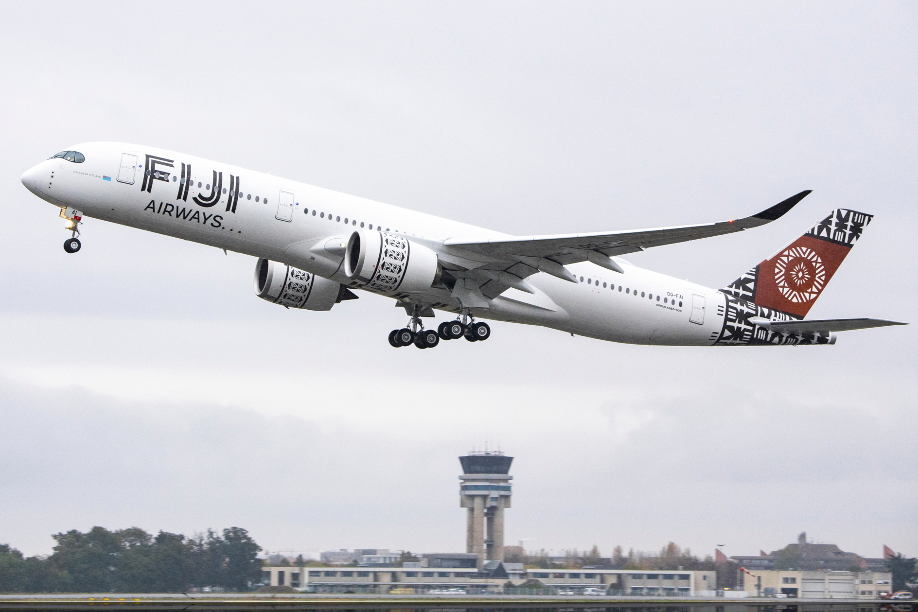 Fiji Airways Airbus A350-900. Click to enlarge.