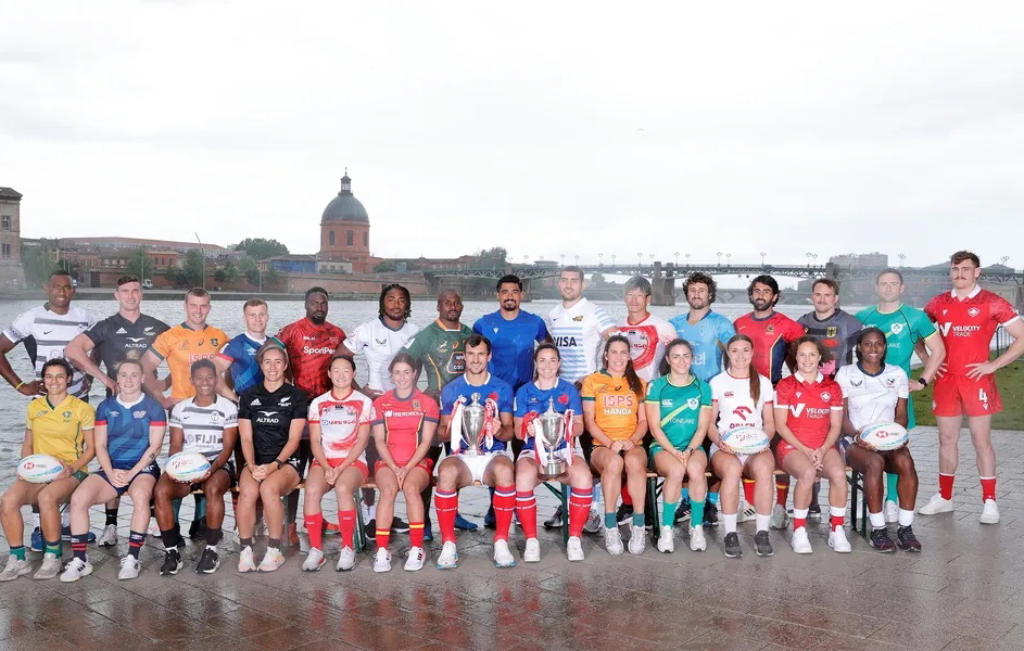16 men’s and 12 women’s team captains in Toulouse for France Sevens 2023. Click to enlarge.