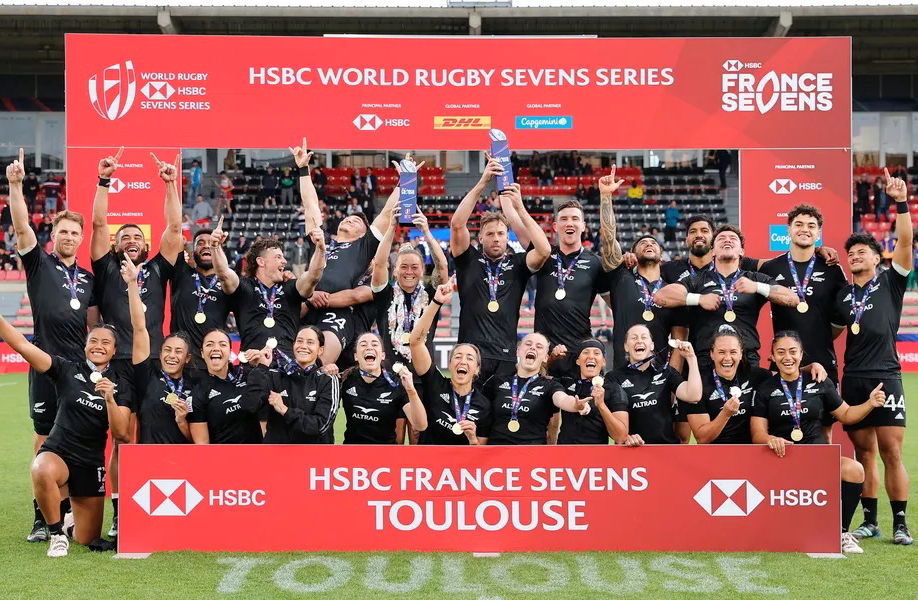 New Zealand Double at France Sevens 2023. Click to enlarge.