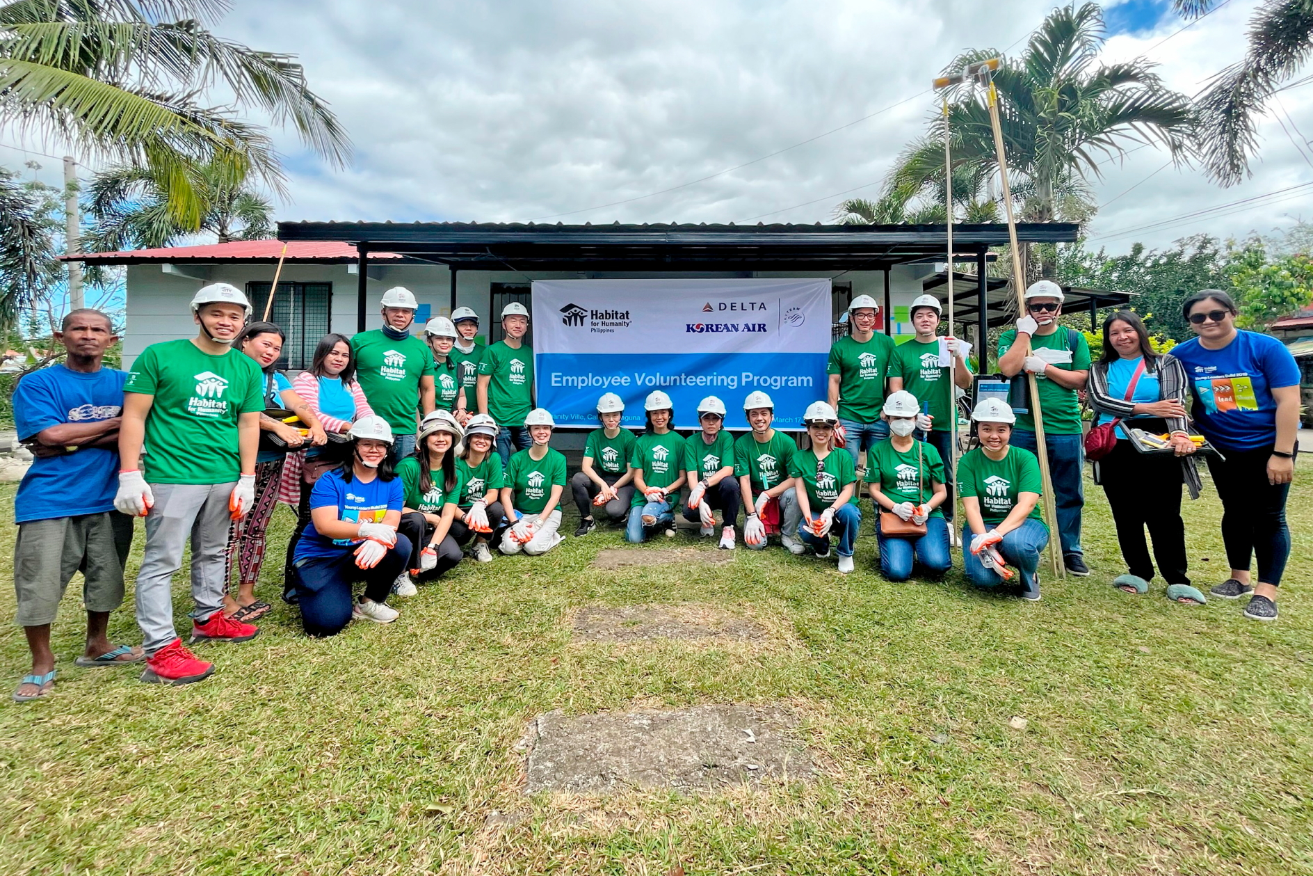 Employees of Delta and Korean Air Make a Difference in Calauan, Philippines. Click to enlarge.