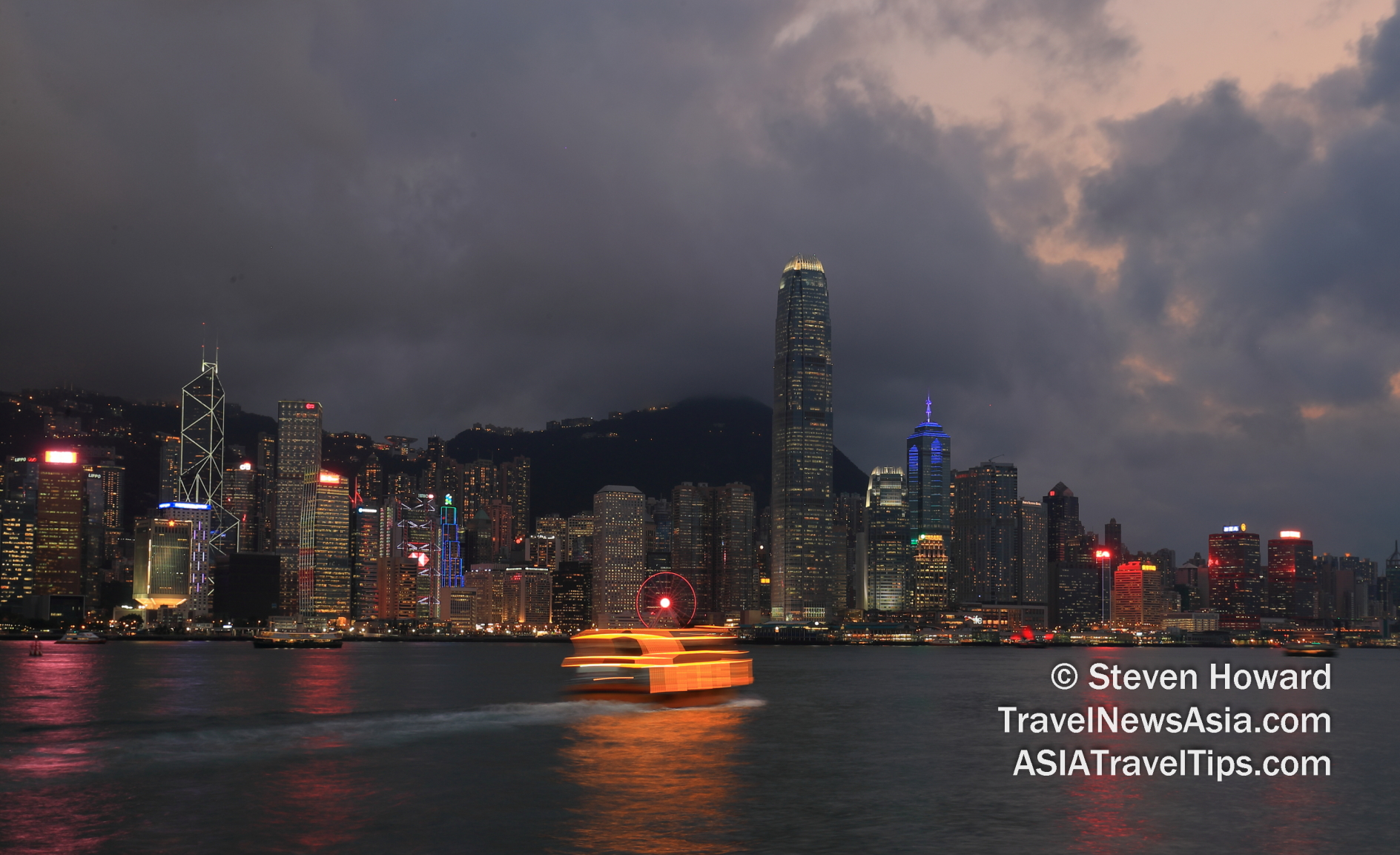 Hong Kong Island and Victoria Harbour. Picture by Steven Howard of TravelNewsAsia.com Click to enlarge.