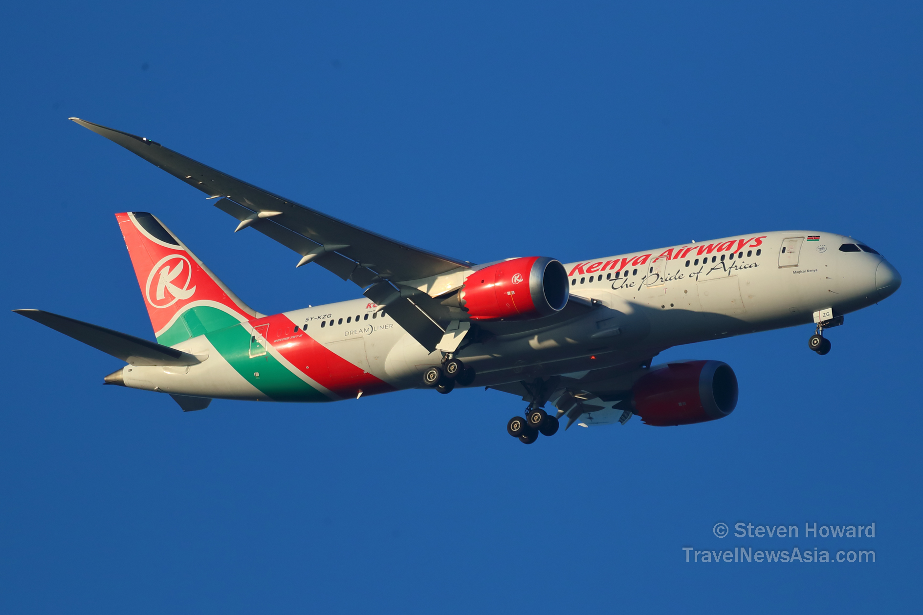 Kenya Airways Boeing 787-8 reg: 5Y-KZG. Picture by Steven Howard of TravelNewsAsia.com Click to enlarge.