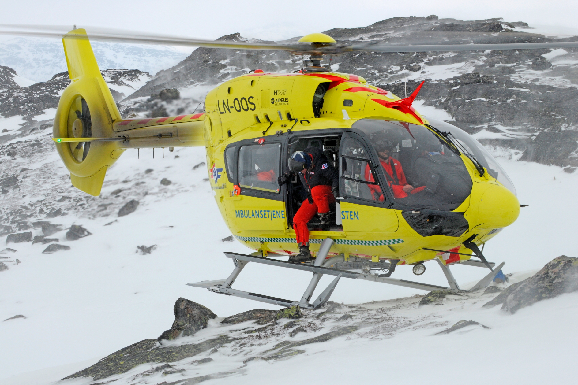 Norwegian Air Ambulance Airbus H145. Click to enlarge.