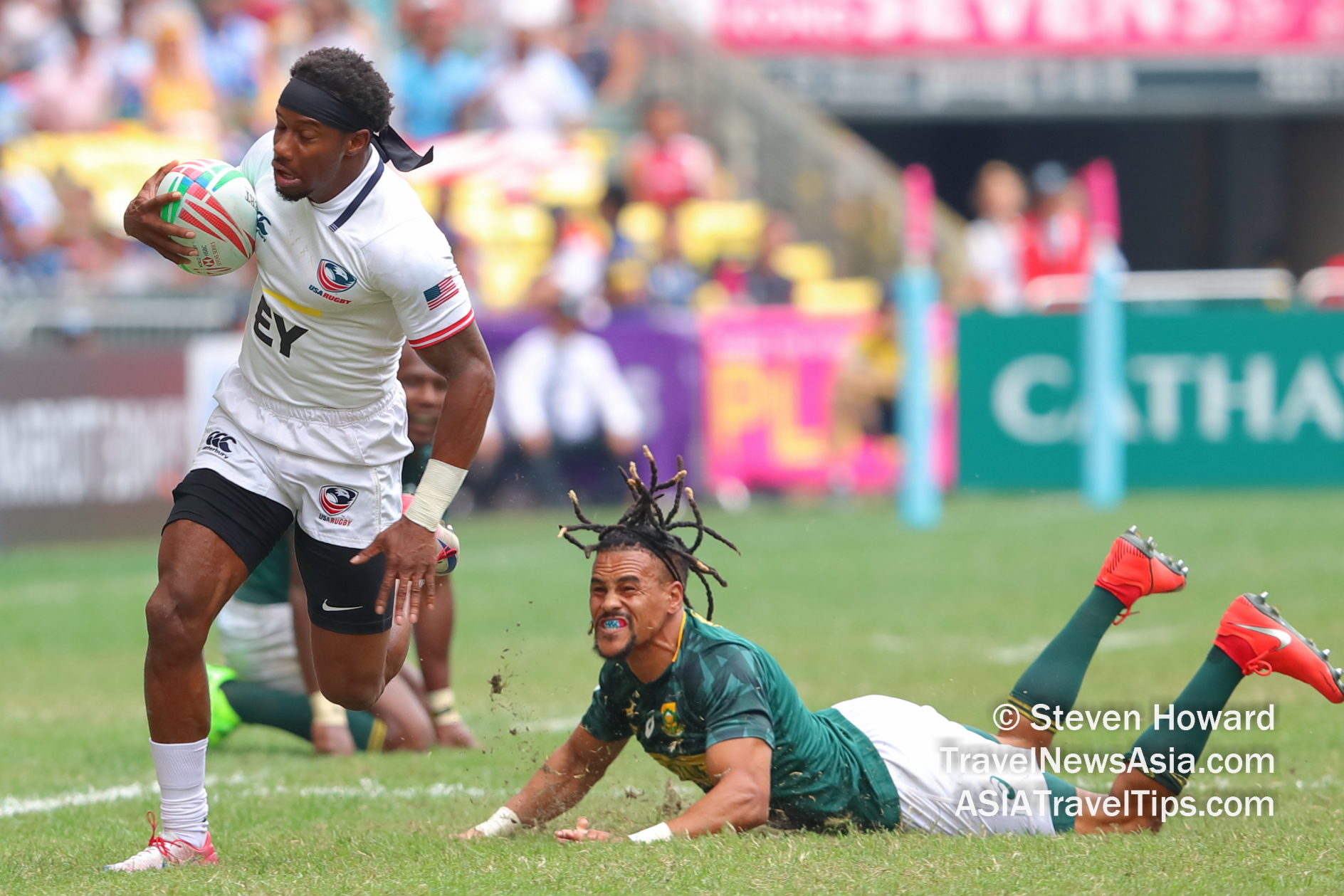 Action from USA v South Africa at HK7s 2019. Picture by Steven Howard of TravelNewsAsia.com Click to enlarge.