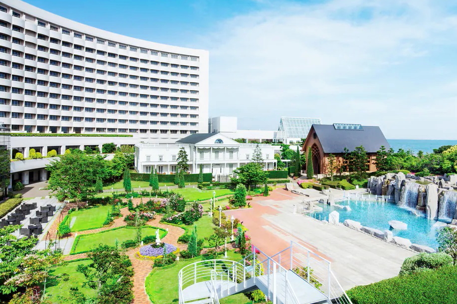 Sheraton Grande Tokyo Bay Hotel in Japan. Click to enlarge.