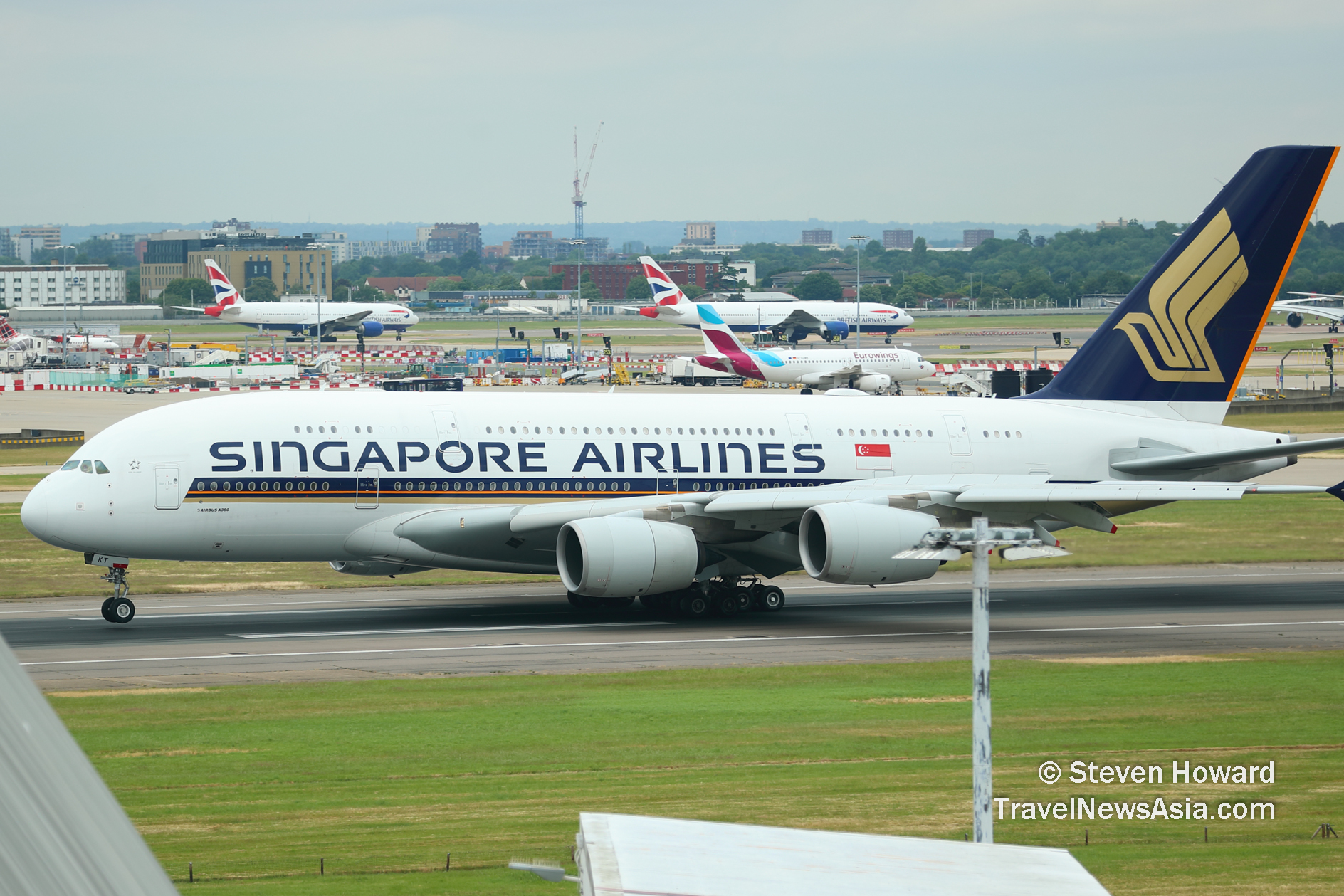 Singapore Airlines A380 reg: 9V-SKT. Picture by Steven Howard of TravelNewsAsia.com Click to enlarge.