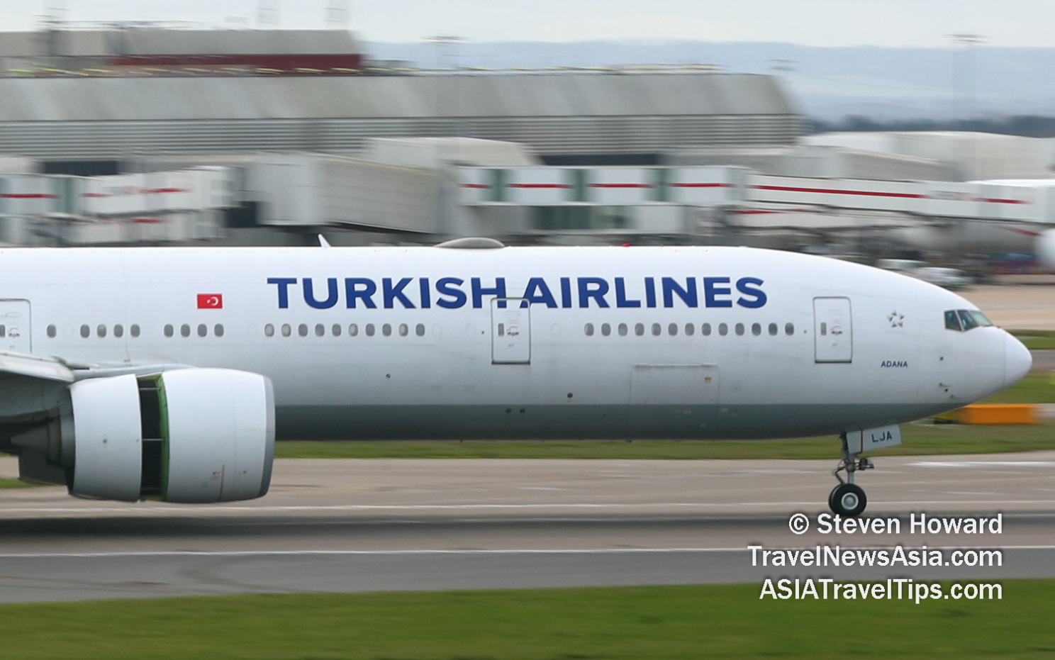 Turkish Airlines Boeing 777-300ER reg: TC-LJA. Picture by Steven Howard of TravelNewsAsia.com Click to enlarge.