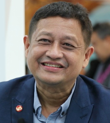 Uzaidi Bin Udanis, Member Board of Directors, Tourism Pahang (Malaysia). Click to enlarge.