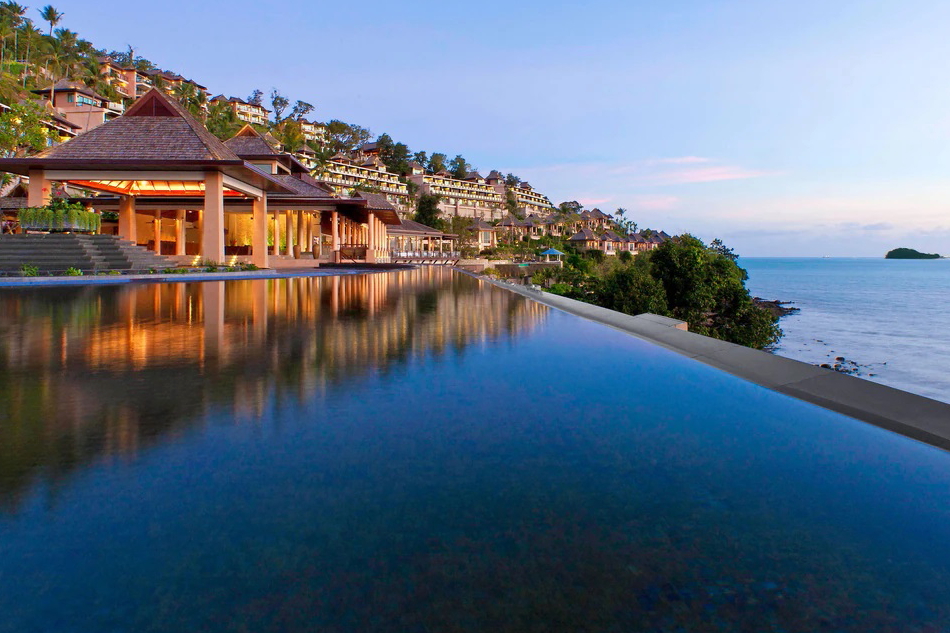 First Phuket Louis - Thailand Luxury Retail & Hotel