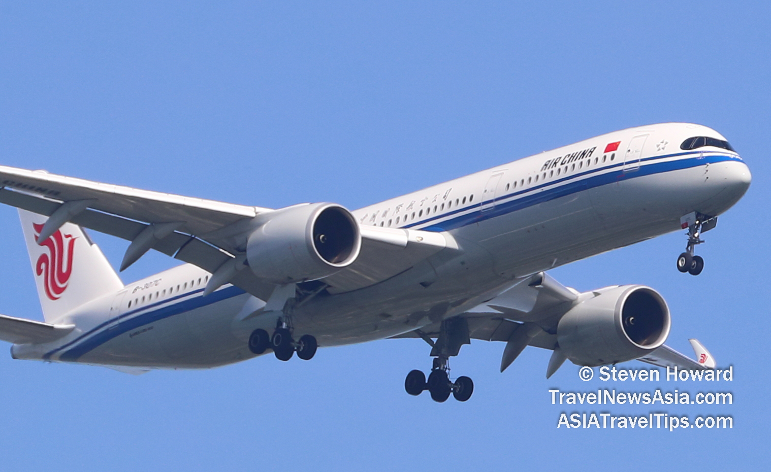 Air China A350-900 reg: B-307C. Picture by Steven Howard of TravelNewsAsia.com Click to enlarge.